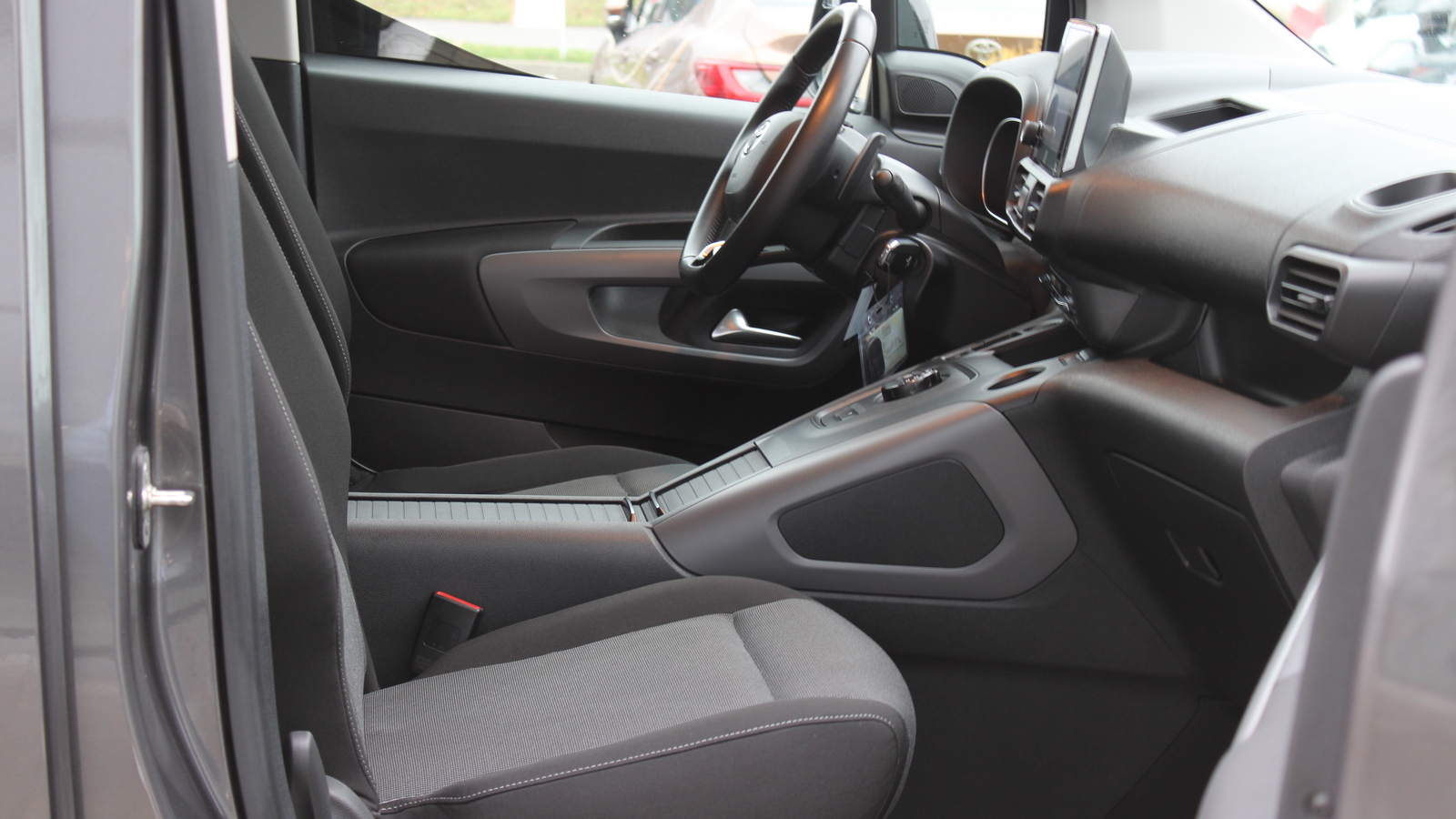 Toyota PROACE CITY VERSO 2023 року з пробігом 32762 км, Мінівен, Тойота Центр Черкаси "Мотор Сіті", м.Черкаси - 1239000 ГРН | Фото № 6