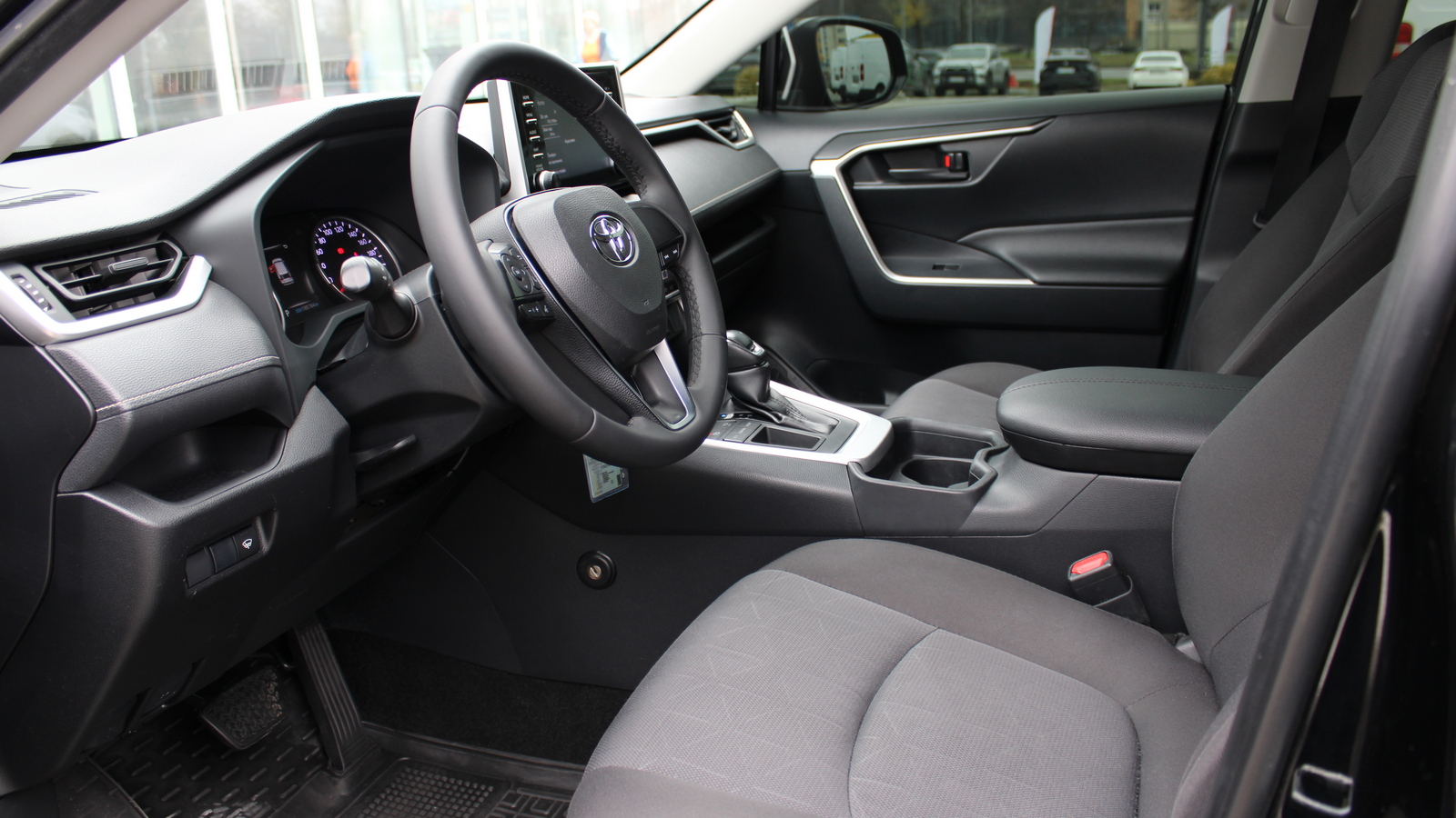 Toyota RAV4 2019 року з пробігом 188166 км, Універсал, Тойота Центр Черкаси "Мотор Сіті", м.Черкаси - 1020000 ГРН | Фото № 12