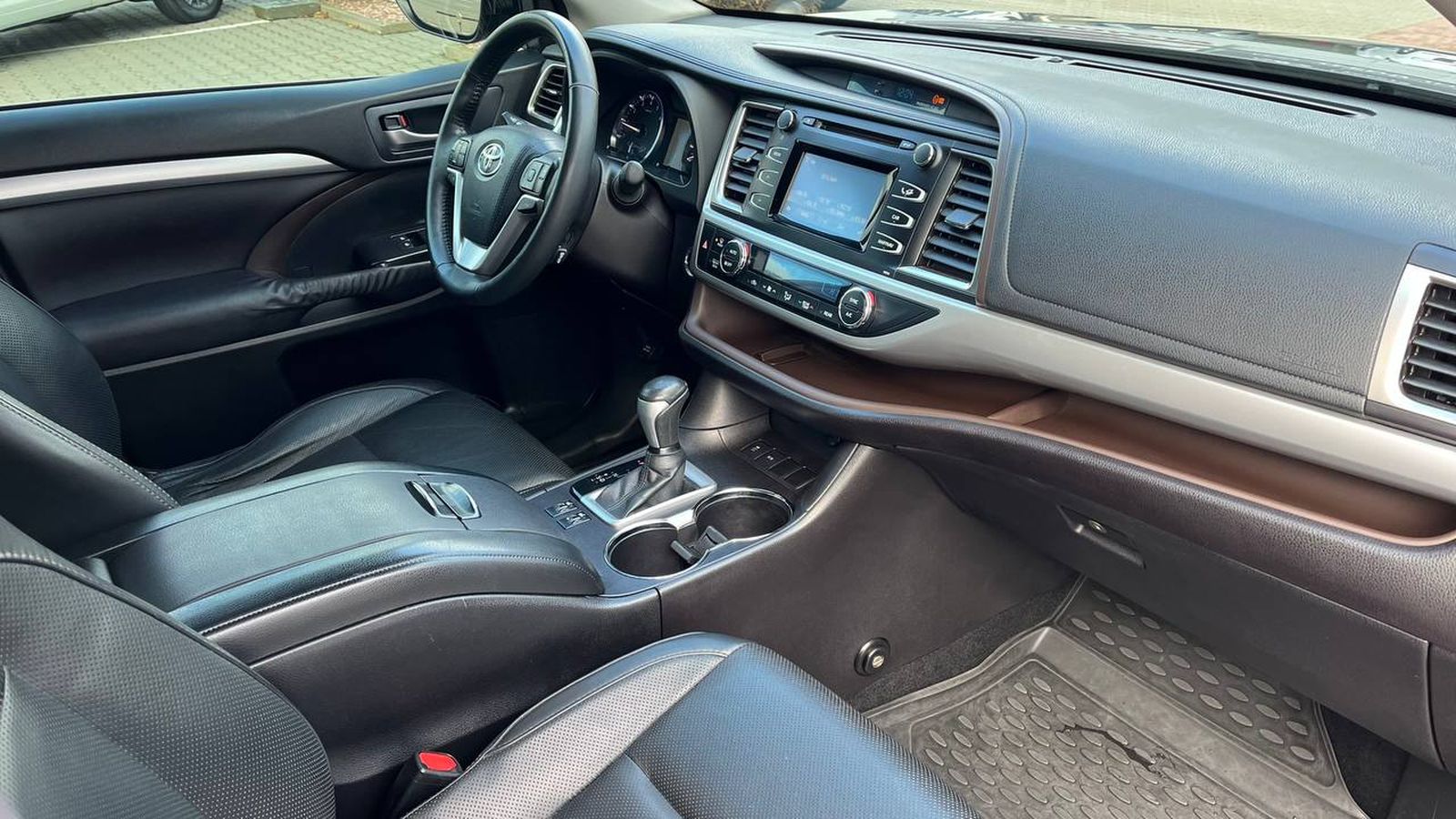 Toyota HIGHLANDER 2016 року з пробігом 253162 км, Універсал, Тойота Центр Хмельницький "Гранд Мотор", м.Хмельницький - 910000 ГРН | Фото № 6