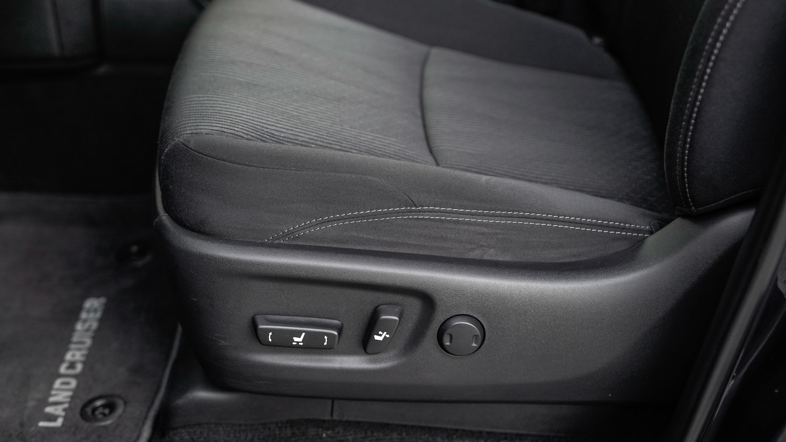 Toyota LAND CRUISER PRADO 2019 року з пробігом 65165 км, Універсал, Тойота Центр Львів "Діамант", м.Львів - 1649700 ГРН | Фото № 16