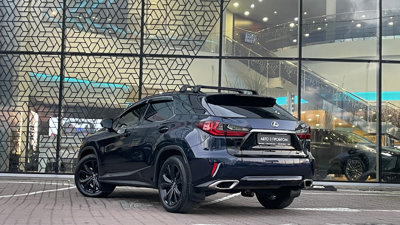 Lexus RX 2019 року з пробігом 129668 км, Універсал, Лексус Київ Захід, м.Київ - 1470000 ГРН | Фото № 2