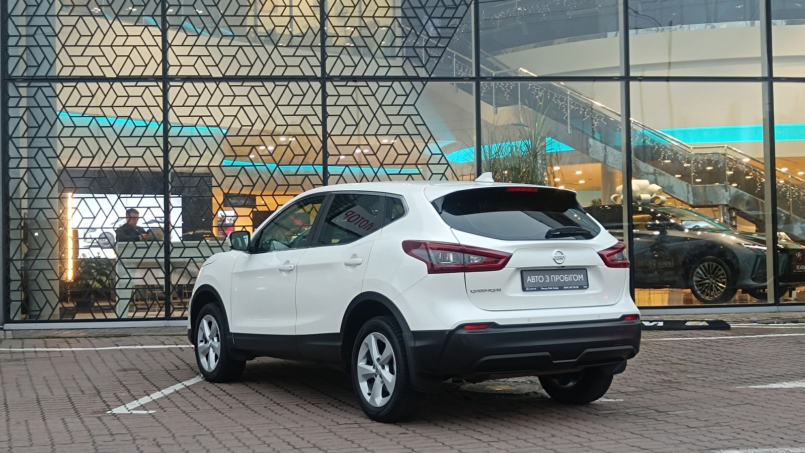 Інші авто NISSAN QASHQAI 2020 року з пробігом 102161 км, Універсал, Лексус Київ Захід, м.Київ - 837000 ГРН | Фото № 2