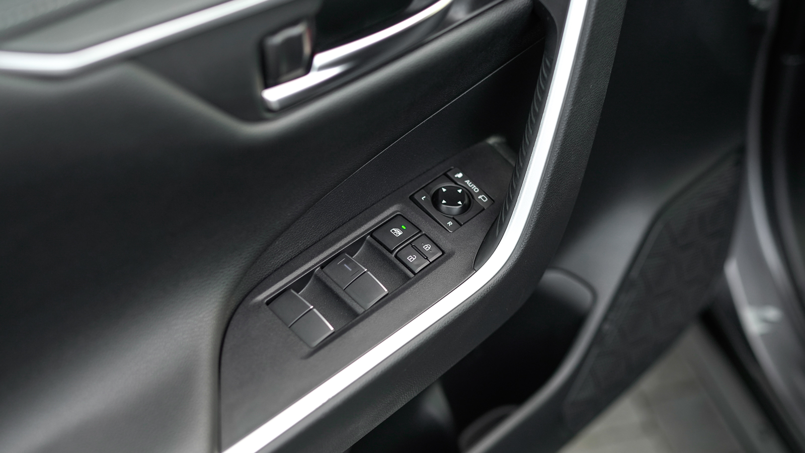 Toyota RAV4 2021 року з пробігом 52658 км, Універсал, Тойота Центр Львів "Діамант", м.Львів - 1226700 ГРН | Фото № 12