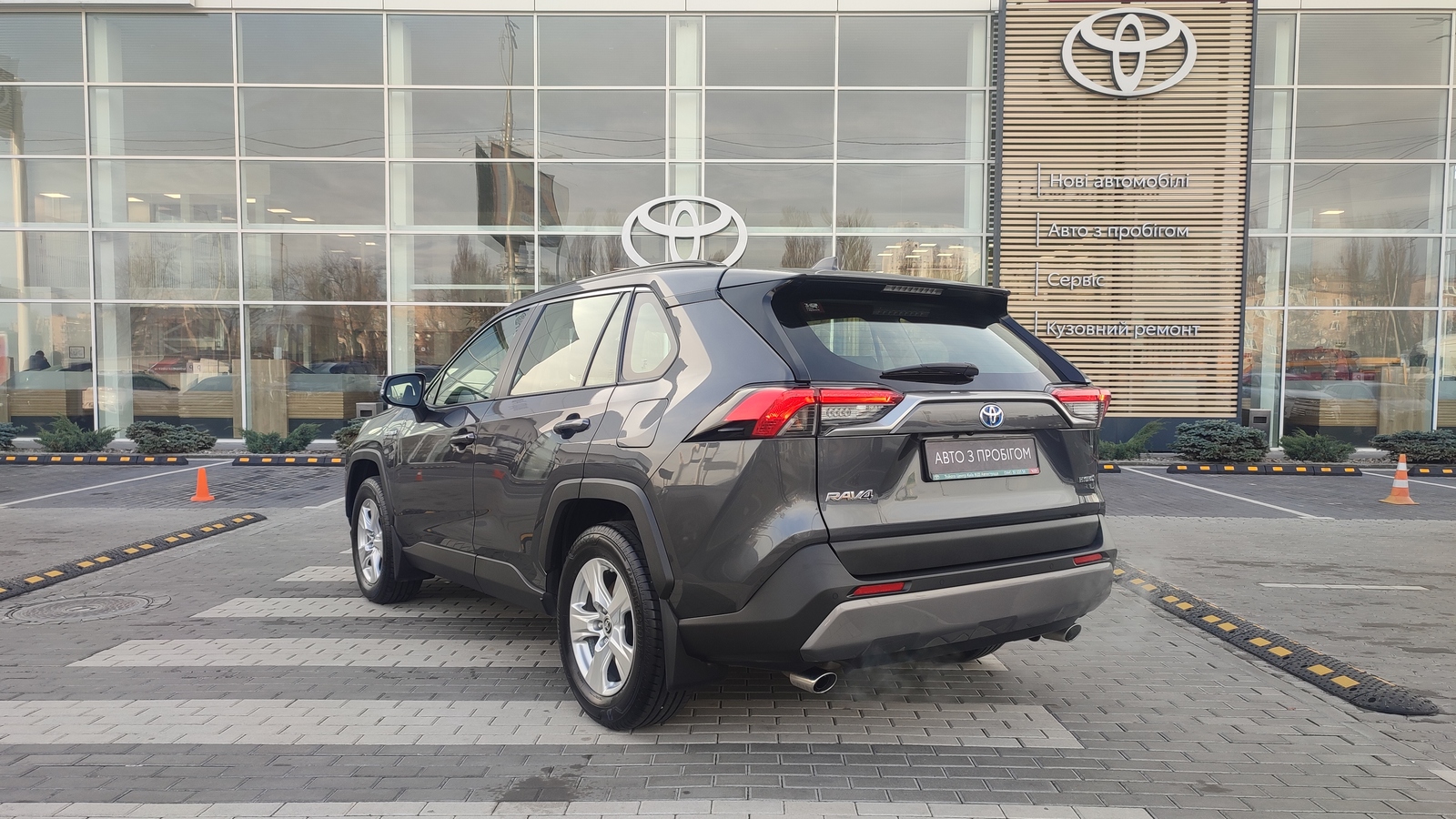 Toyota RAV4 2020 року, Універсал, Тойота Центр Київ "ВіДі Автострада", м.Київ | Фото № 2 Toyota RAV4 2020 року з пробігом 37493 км, Універсал, Тойота Центр Київ "ВіДі Автострада", м.Київ - 1380000 ГРН | Фото № 2