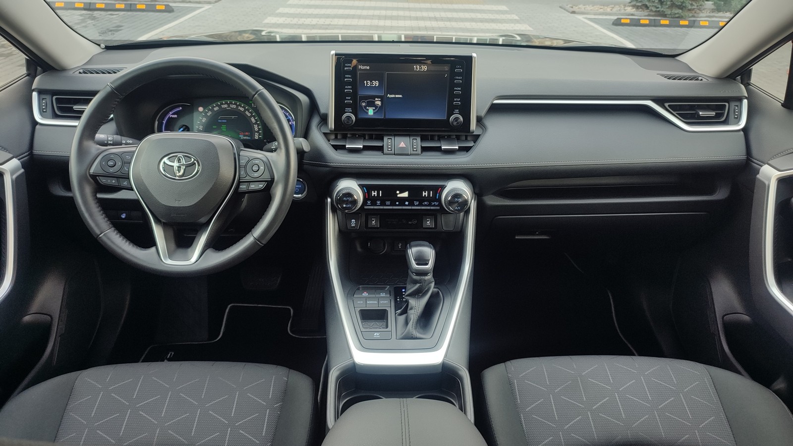 Toyota RAV4 2020 року, Універсал, Тойота Центр Київ "ВіДі Автострада", м.Київ | Фото № 8 Toyota RAV4 2020 року з пробігом 37493 км, Універсал, Тойота Центр Київ "ВіДі Автострада", м.Київ - 1380000 ГРН | Фото № 8