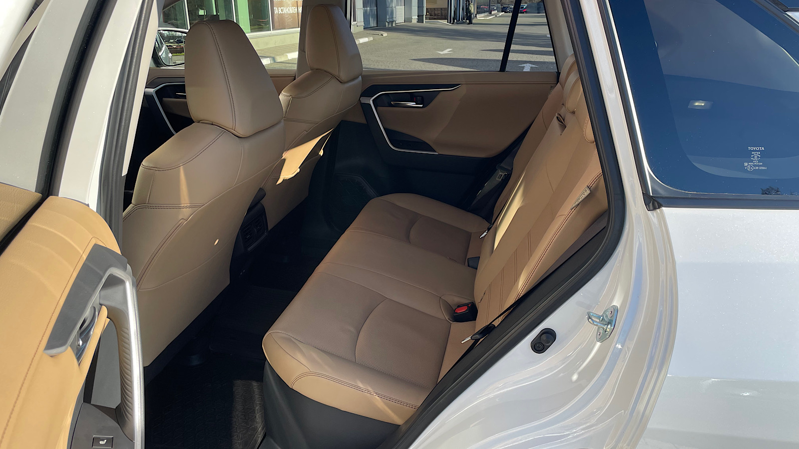 Toyota RAV4 2023 року з пробігом 13000 км, Універсал, Тойота Центр Запоріжжя "Восток Автомир", м.Запоріжжя - 1921500 ГРН | Фото № 9