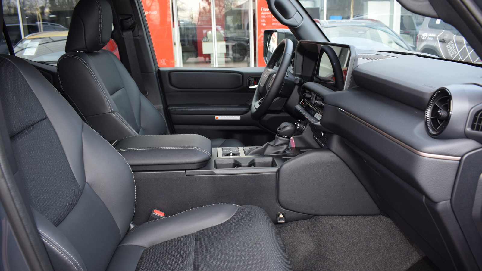 Toyota LAND CRUISER PRADO 2025 року з пробігом 985 км, Універсал, Тойота Центр Житомир "Стар - Кар", м.Житомир - 2734920 ГРН | Фото № 6