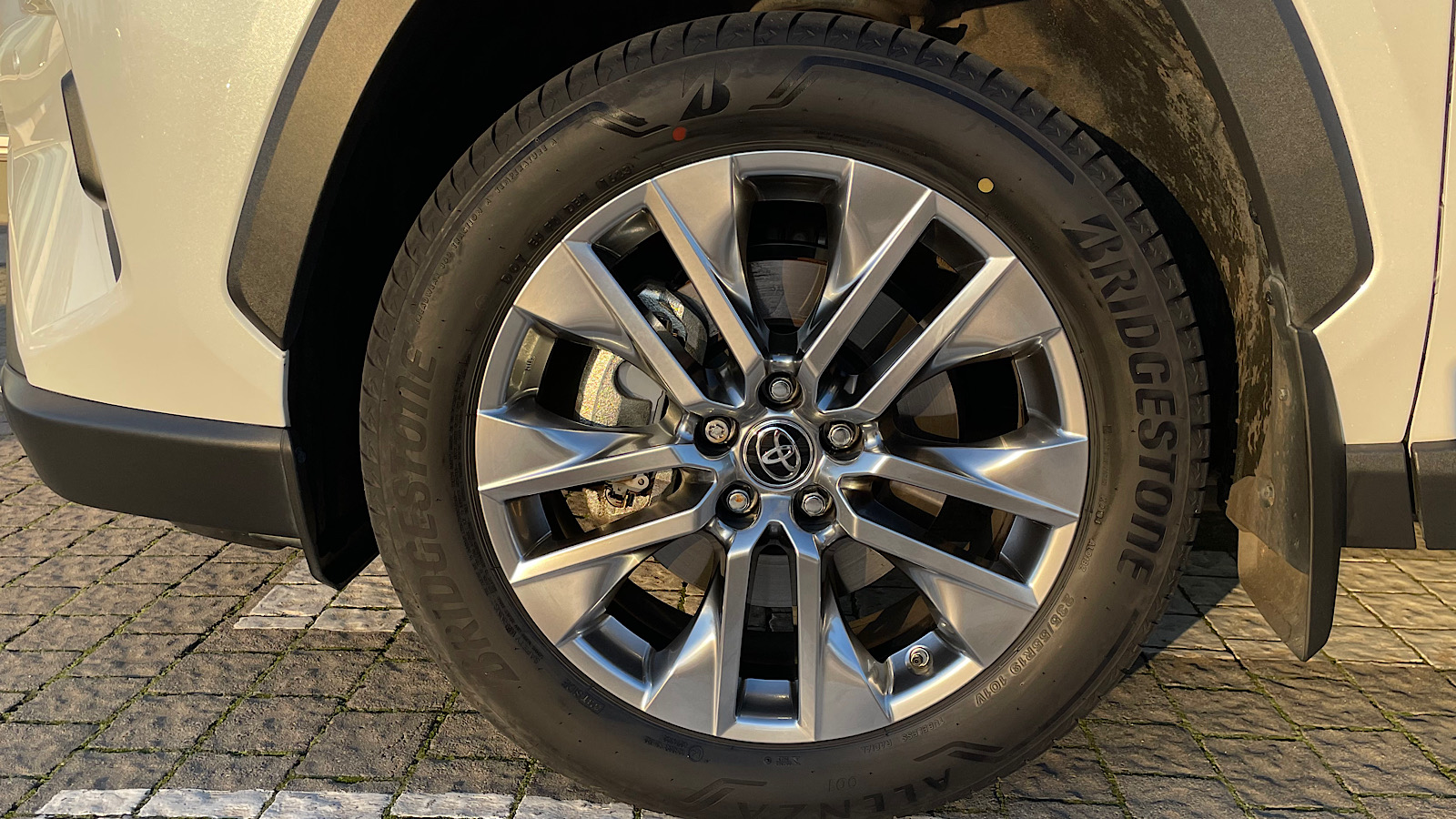 Toyota RAV4 2023 року з пробігом 13000 км, Універсал, Тойота Центр Запоріжжя "Восток Автомир", м.Запоріжжя - 1921500 ГРН | Фото № 17