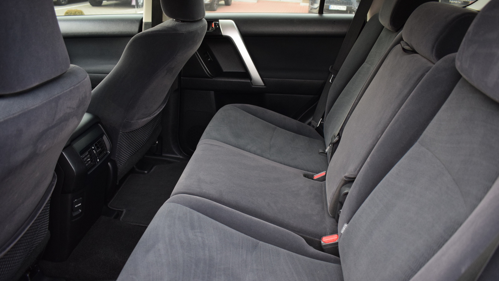 Toyota LAND CRUISER PRADO 2020 року, Універсал, Тойота Центр Житомир "Стар - Кар", м.Житомир | Фото № 11 Toyota LAND CRUISER PRADO 2020 року з пробігом 92148 км, Універсал, Тойота Центр Житомир "Стар - Кар", м.Житомир - 1623920 ГРН | Фото № 11