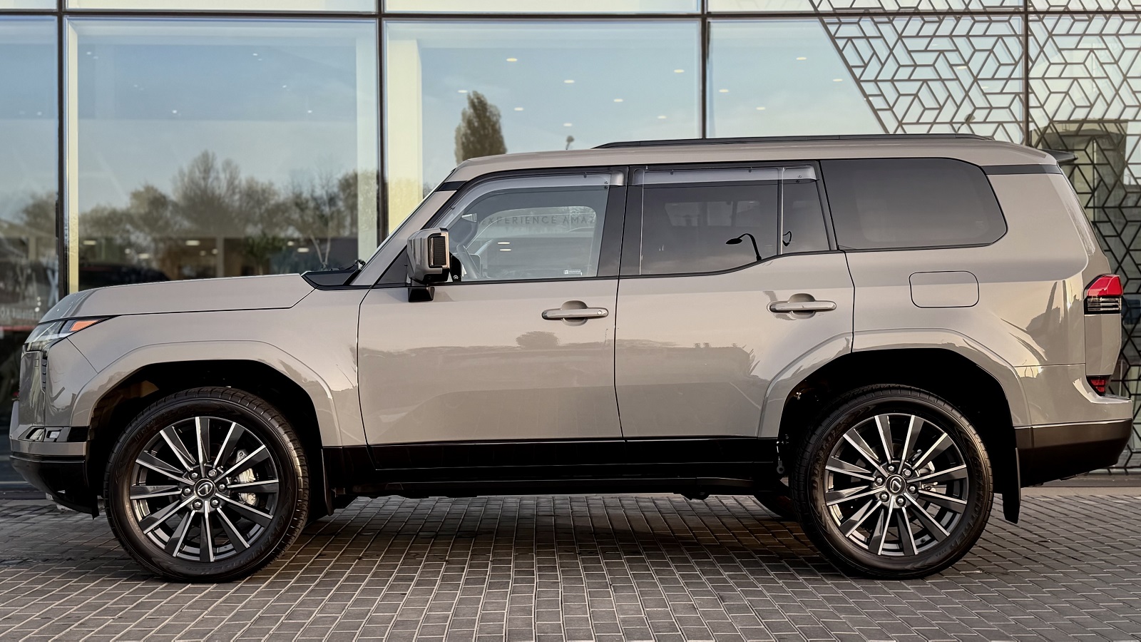 Lexus GX 2024 року, Універсал, Лексус Одеса, м.Одеса | Фото № 4 Lexus GX 2024 року з пробігом 4255 км, Універсал, Лексус Одеса, м.Одеса - 4301000 ГРН | Фото № 4