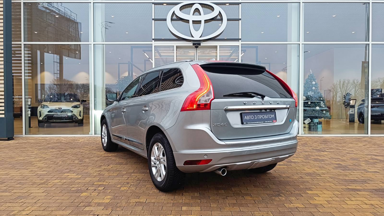 Інші авто VOLVO XC60 2015 року з пробігом 172127 км, Універсал, Тойота Центр Київ «ВІДІ Аеропорт», м.Київ - 830000 ГРН | Фото № 2