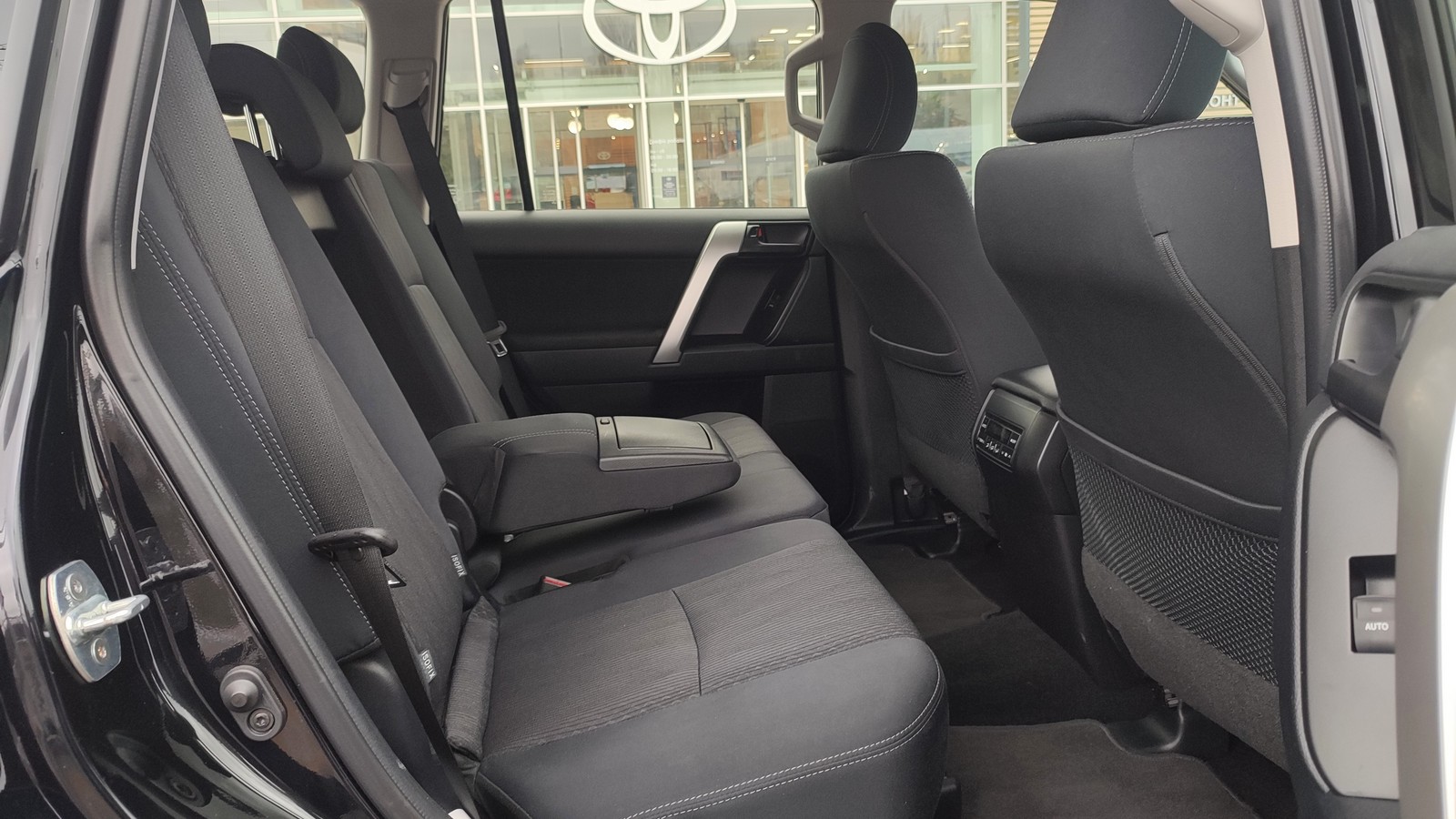 Toyota LAND CRUISER PRADO 2023 року з пробігом 61836 км, Універсал, Тойота Центр Київ "ВіДі Автострада", м.Київ - 1980000 ГРН | Фото № 7