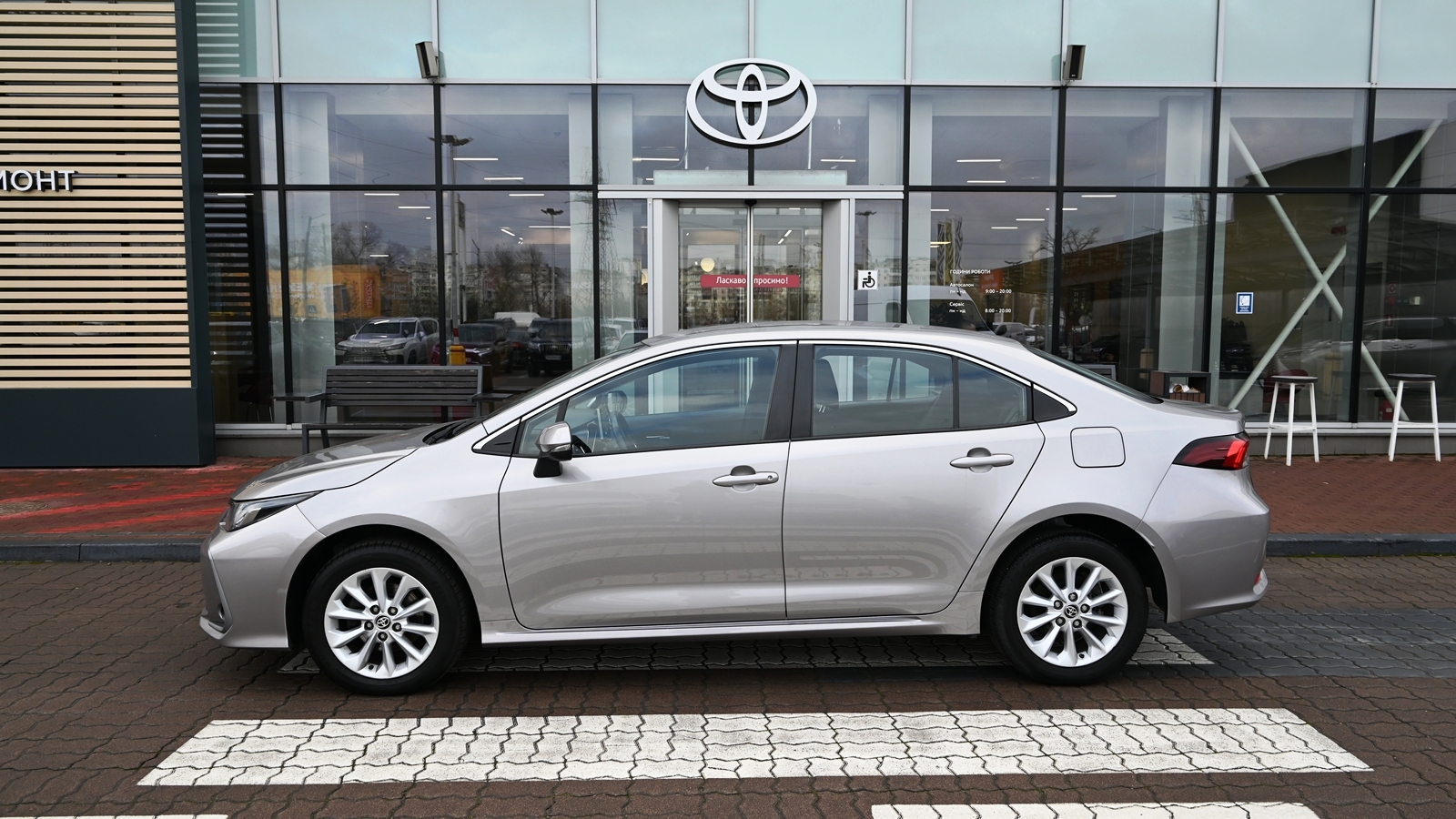 Toyota COROLLA 2021 року з пробігом 27154 км, Седан, Тойота Центр Київ "Сіті Плаза", м.Київ - 890082 ГРН | Фото № 3