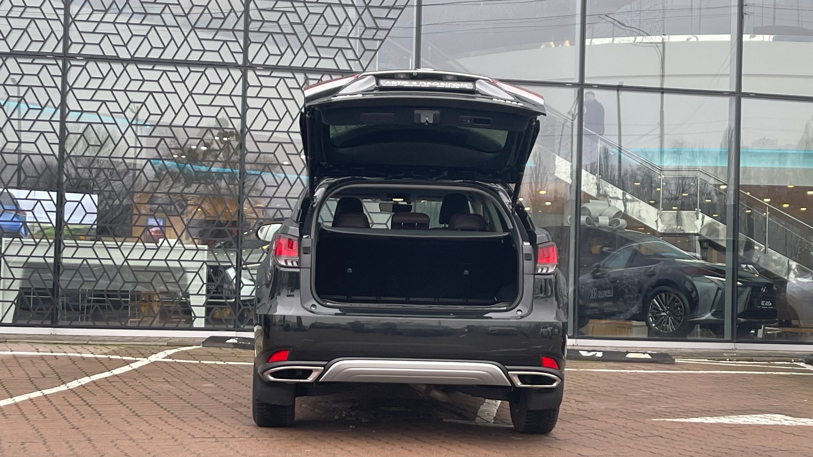 Lexus RX 2022 року, Універсал, Лексус Київ Захід, м.Київ | Фото № 10 Lexus RX 2022 року з пробігом 20537 км, Універсал, Лексус Київ Захід, м.Київ - 2061000 ГРН | Фото № 10