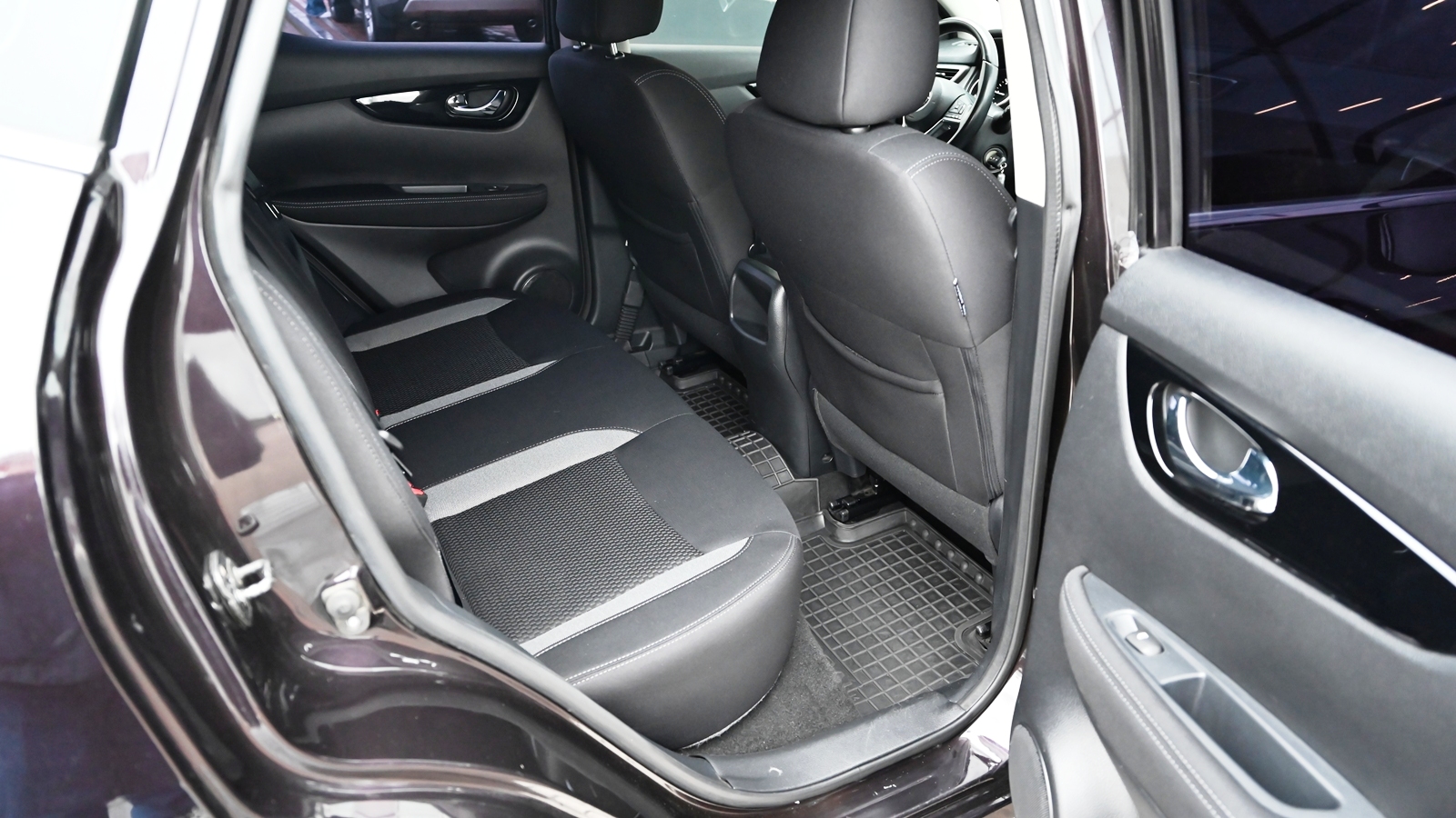 Інші авто NISSAN QASHQAI 2017 року з пробігом 81636 км, Універсал, Тойота Центр Київ "Сіті Плаза", м.Київ - 706860 ГРН | Фото № 7