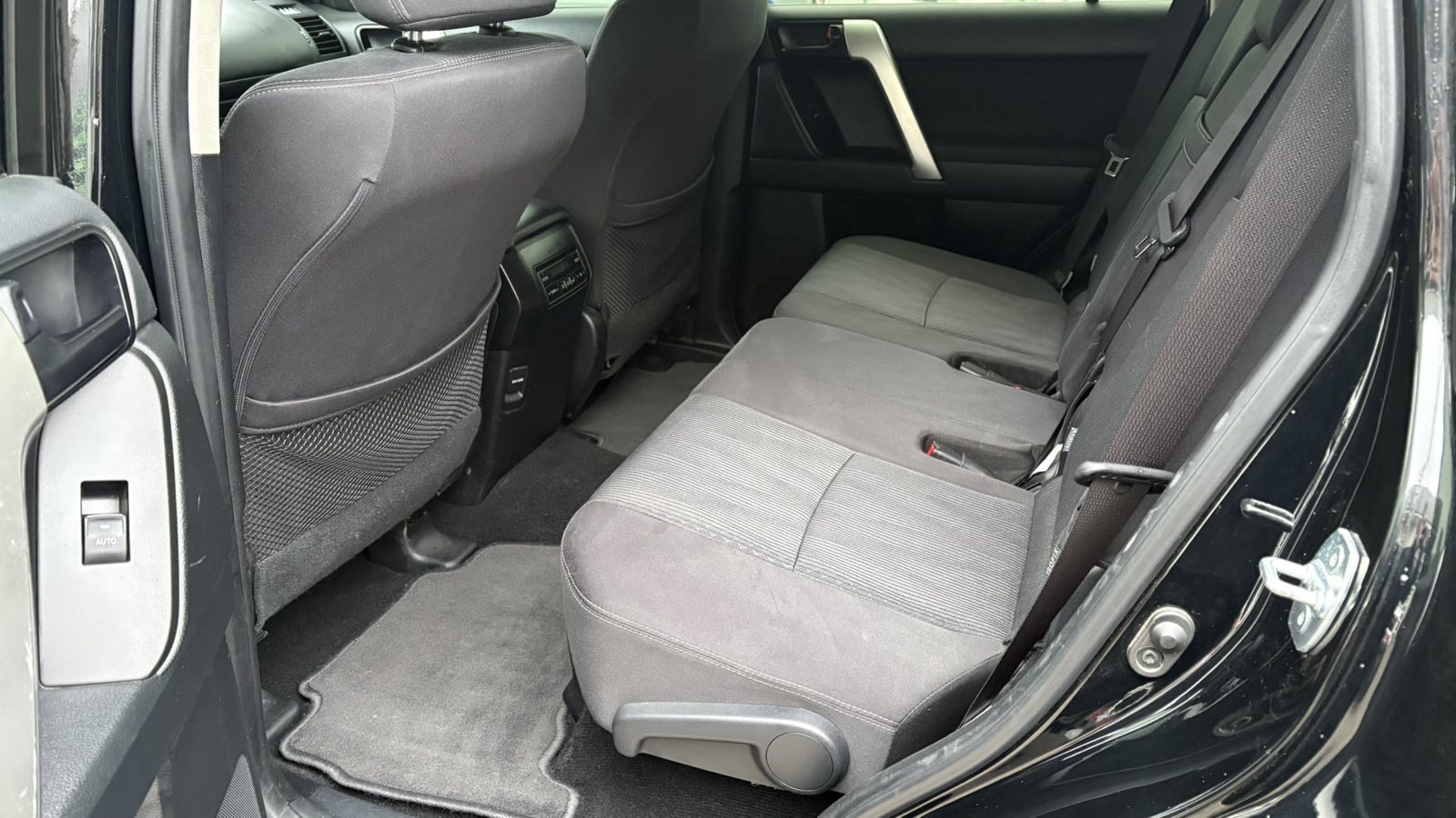 Toyota LAND CRUISER PRADO 2019 року з пробігом 175000 км, Універсал, Тойота Центр Київ "Автосаміт Укравто", м.Київ - 1600500 ГРН | Фото № 11