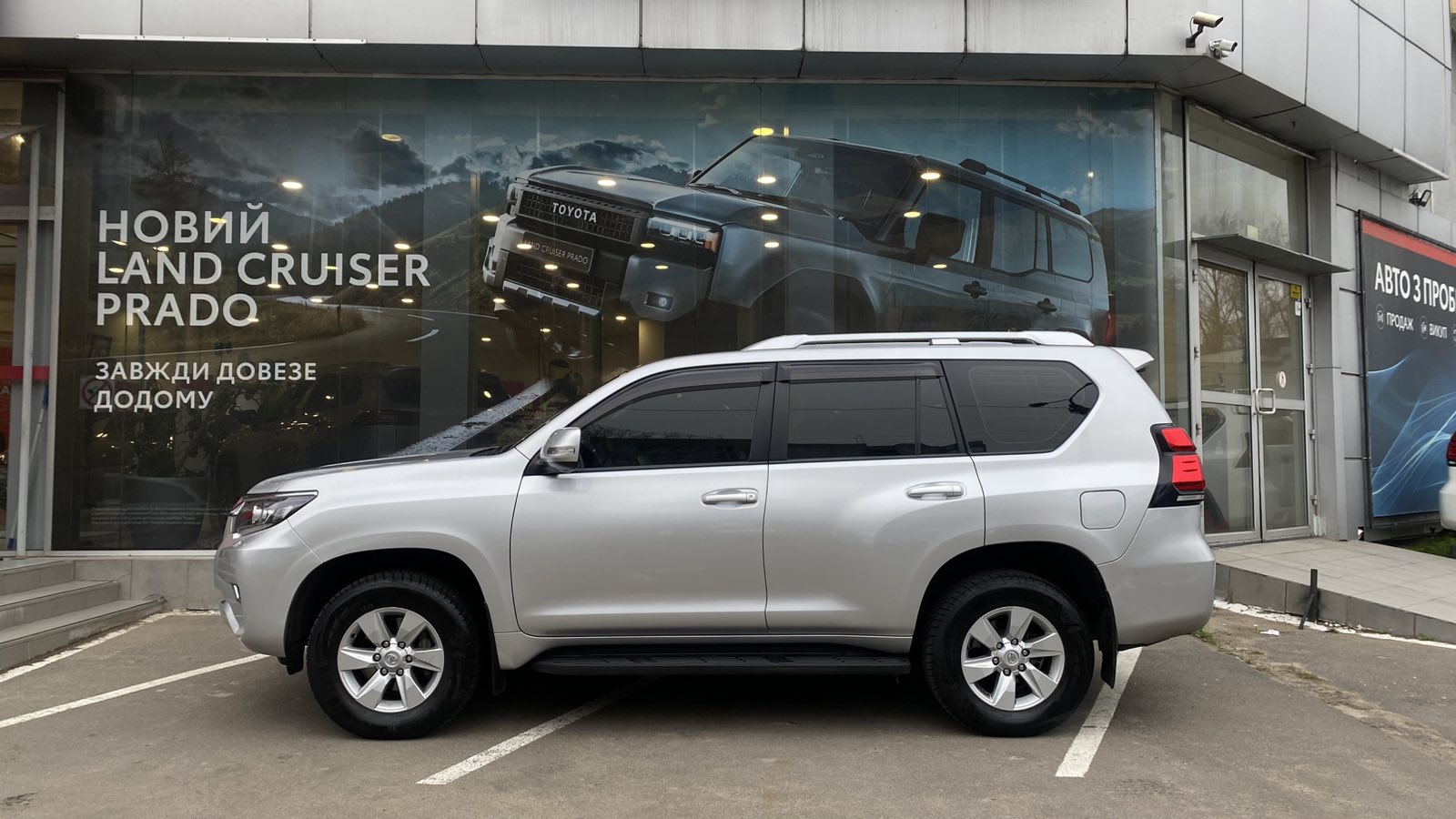 Toyota LAND CRUISER PRADO 2019 року з пробігом 142117 км, Універсал, Тойота Центр Одеса "ВіДі Пальміра", м.Одеса - 1480000 ГРН | Фото № 3