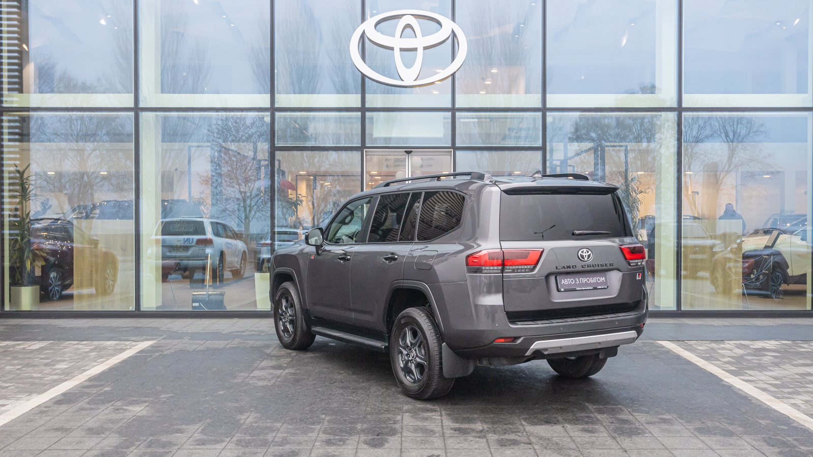 Toyota LAND CRUISER 2023 року з пробігом 34151 км, Універсал, Тойота Центр Дніпро "Алмаз Мотор" на Запорізькому шосе, м.Дніпро - 3315000 ГРН | Фото № 2