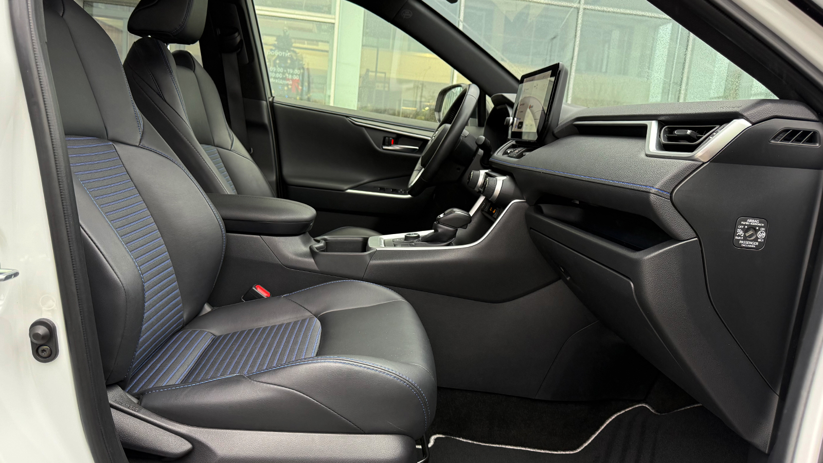 Toyota RAV4 2024 року з пробігом 15487 км, Універсал, Тойота Центр Рівне "Агат Авто", м.Рівне - 1886800 ГРН | Фото № 6