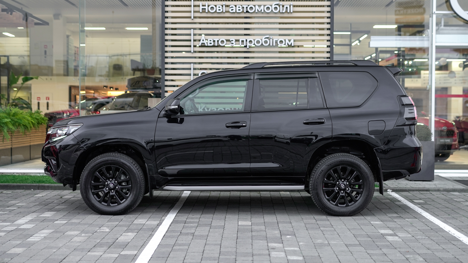 Toyota LAND CRUISER PRADO 2021 року з пробігом 31700 км, Універсал, Тойота Центр Львів "Діамант", м.Львів - 1861200 ГРН | Фото № 3