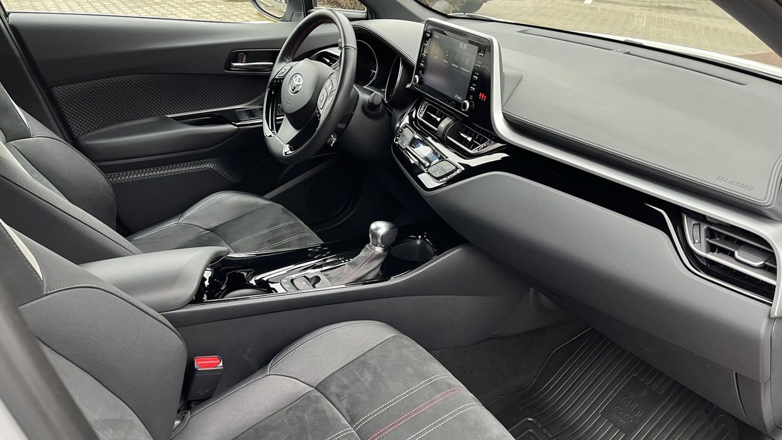 Toyota C-HR 2021 року з пробігом 26514 км, Хетчбек, Тойота Центр Хмельницький "Гранд Мотор", м.Хмельницький - 1304750 ГРН | Фото № 9