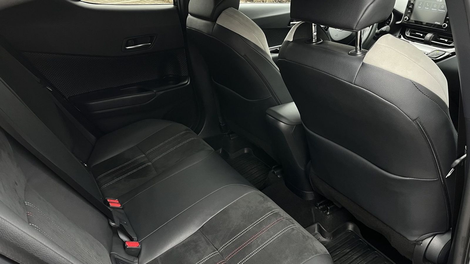 Toyota C-HR 2021 року з пробігом 26514 км, Хетчбек, Тойота Центр Хмельницький "Гранд Мотор", м.Хмельницький - 1304750 ГРН | Фото № 10