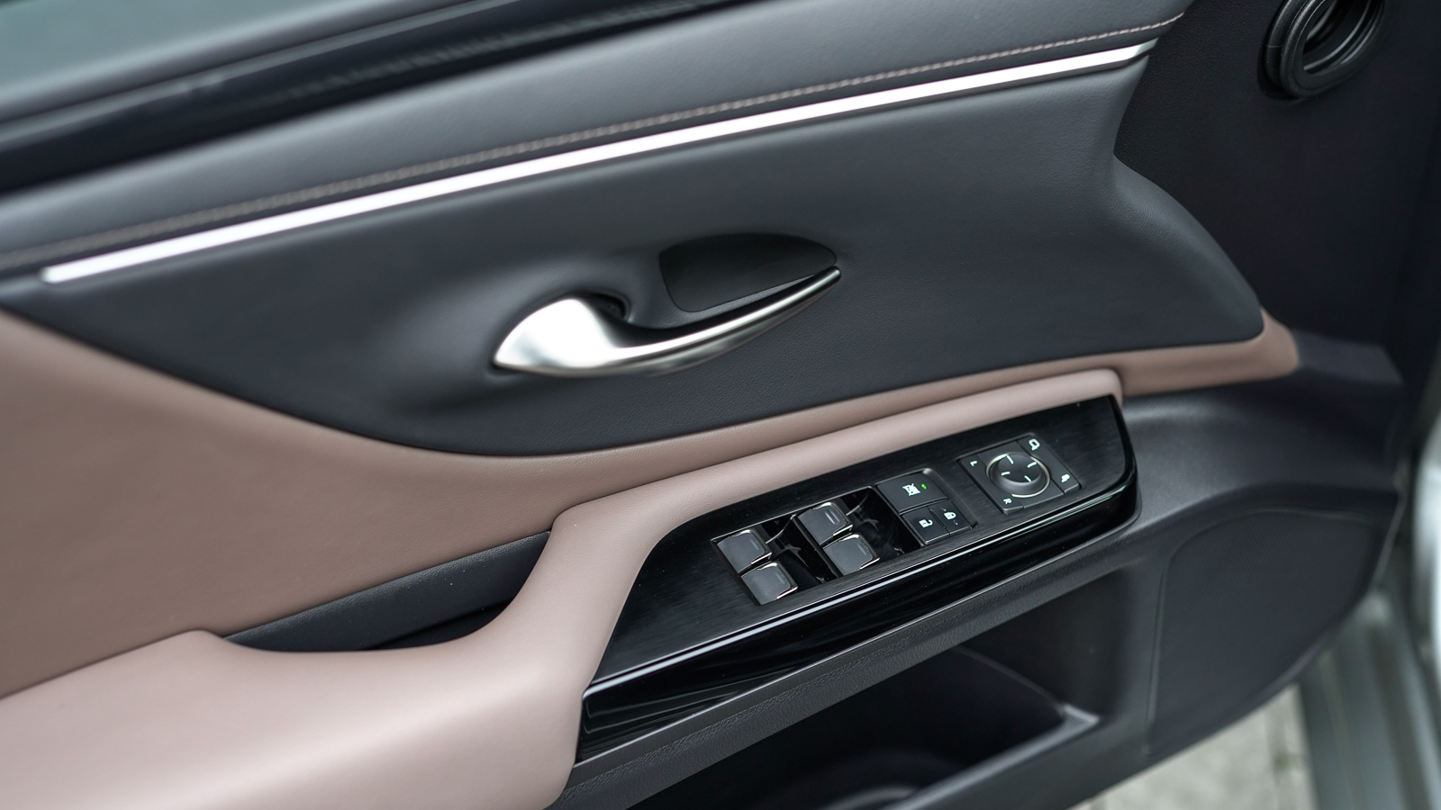 Lexus ES 2023 року з пробігом 47108 км, Седан, Лексус Львів, м.Львів - 1818900 ГРН | Фото № 13