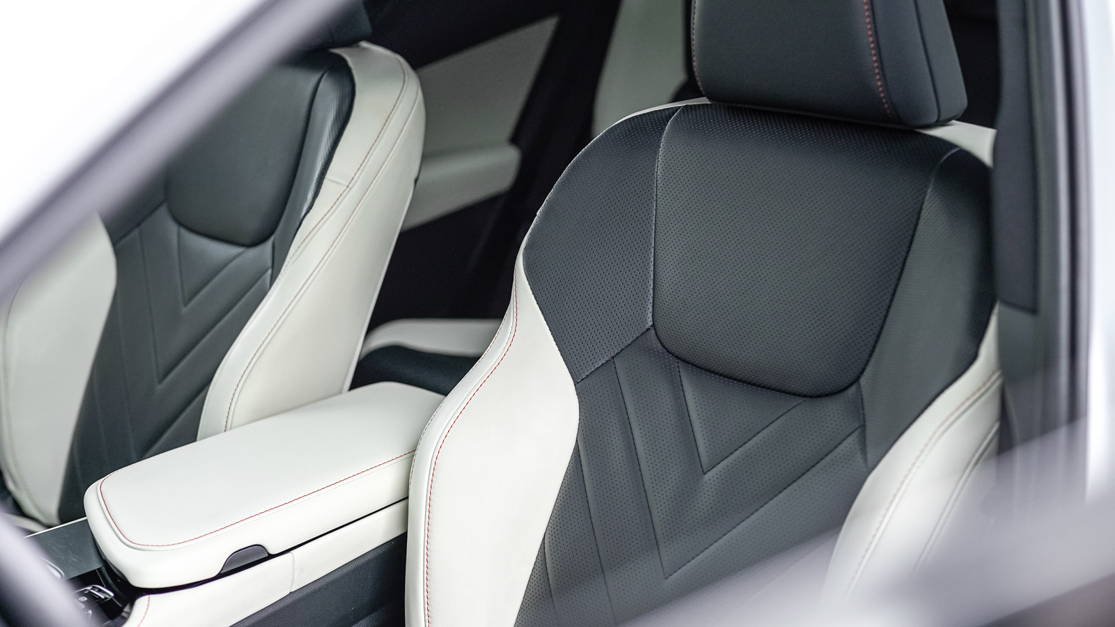 Lexus NX 2023 року, Універсал, Лексус Львів, м.Львів | Фото № 17 Lexus NX 2023 року з пробігом 60737 км, Універсал, Лексус Львів, м.Львів - 2453400 ГРН | Фото № 17