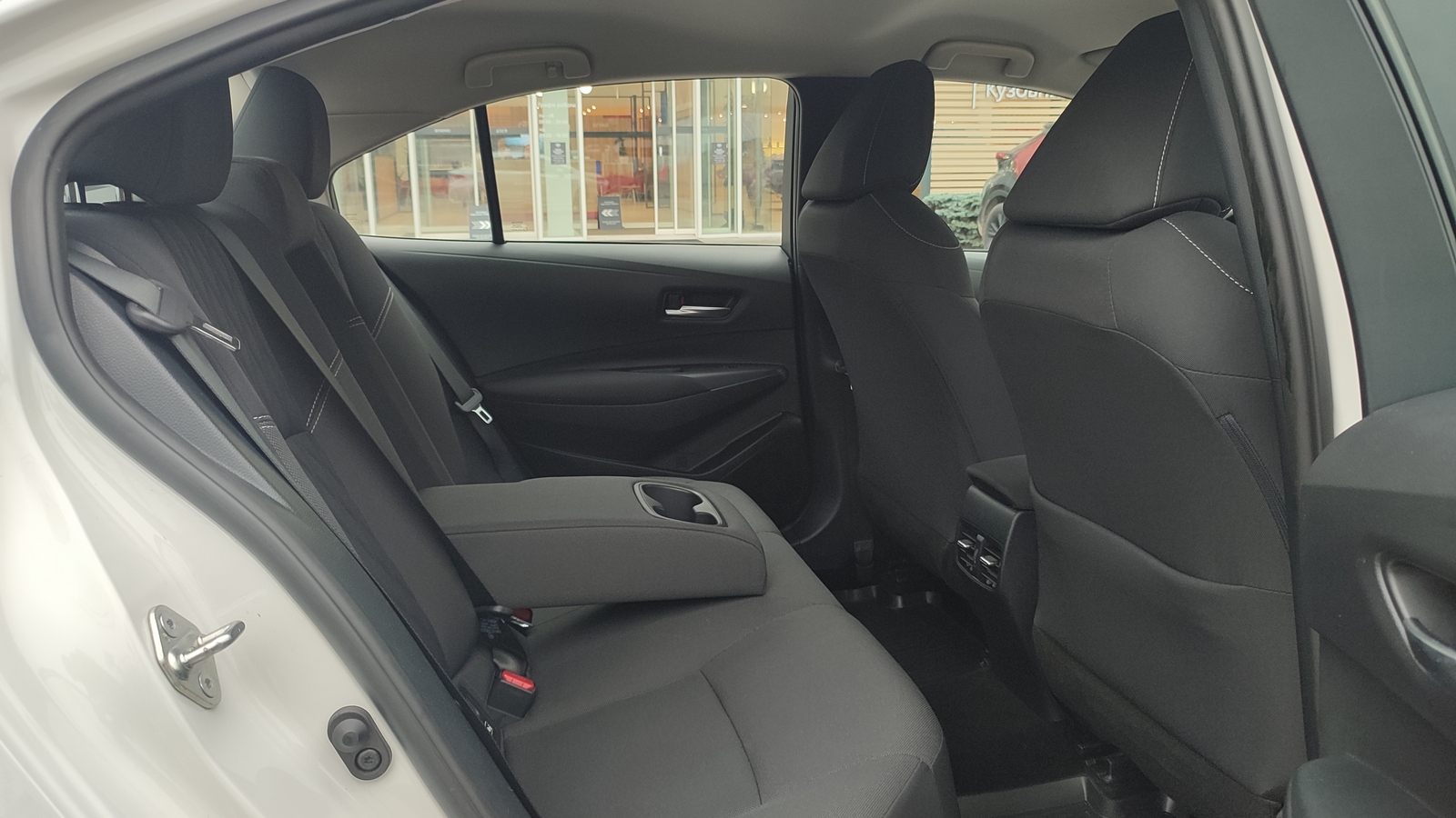 Toyota COROLLA 2021 року з пробігом 70099 км, Седан, Тойота Центр Київ "ВіДі Автострада", м.Київ - 759000 ГРН | Фото № 7