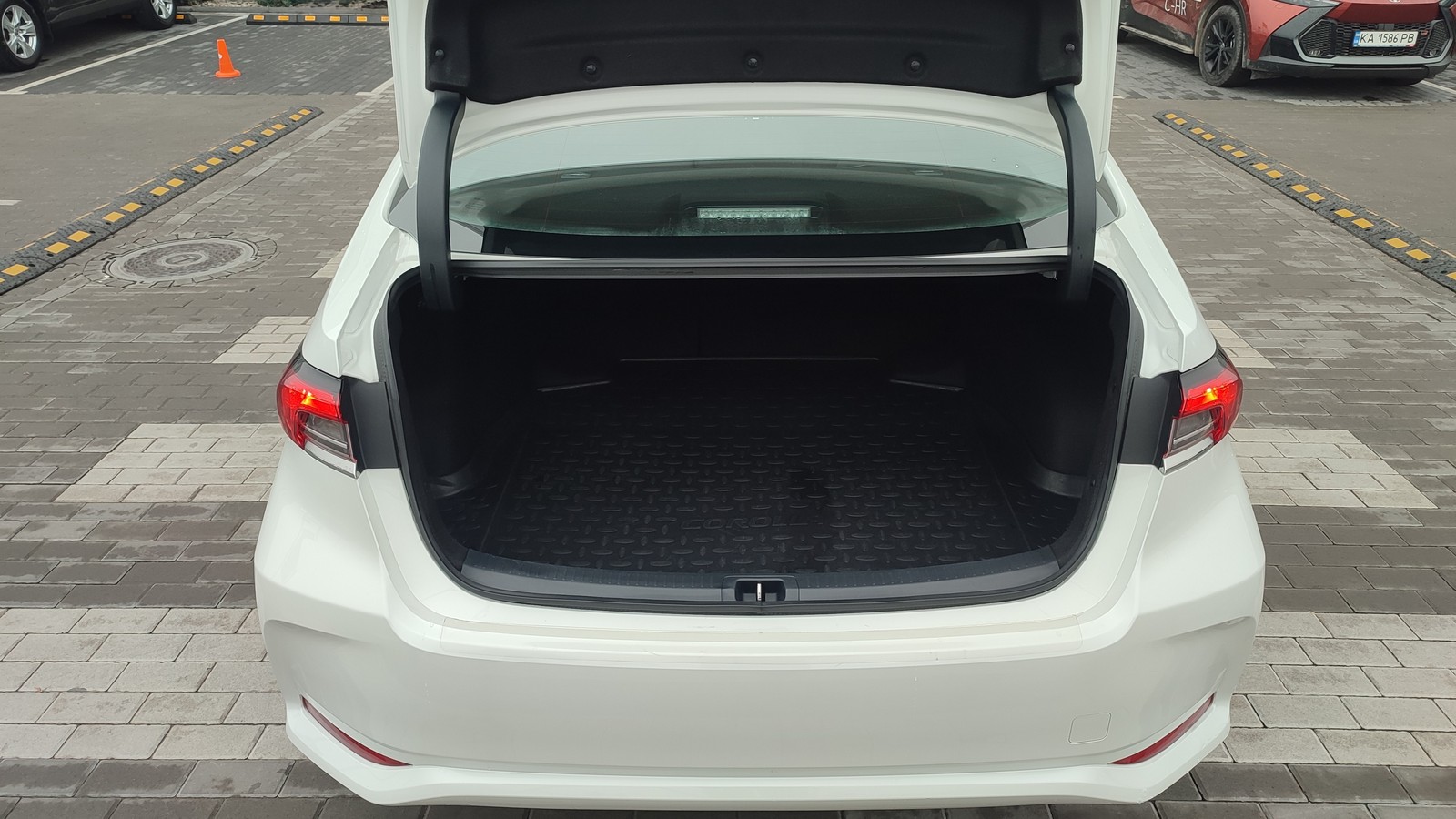 Toyota COROLLA 2021 року з пробігом 70099 км, Седан, Тойота Центр Київ "ВіДі Автострада", м.Київ - 759000 ГРН | Фото № 10