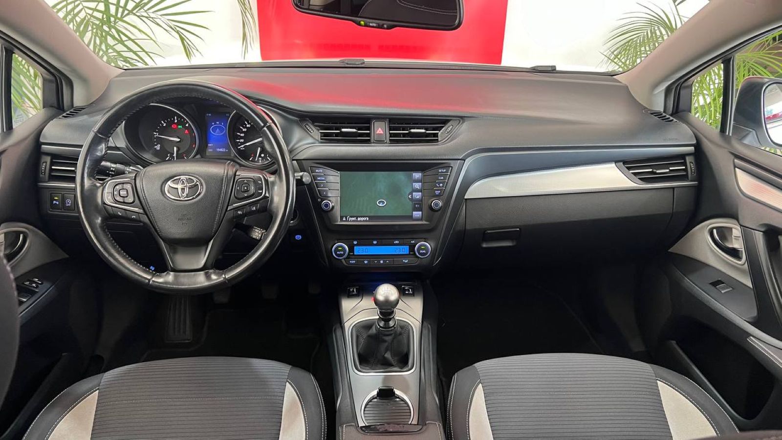 Toyota AVENSIS 2016 року з пробігом 194579 км, Універсал, Тойота Центр Ужгород "Карат Мотор", м.Ужгород - 524500 ГРН | Фото № 8