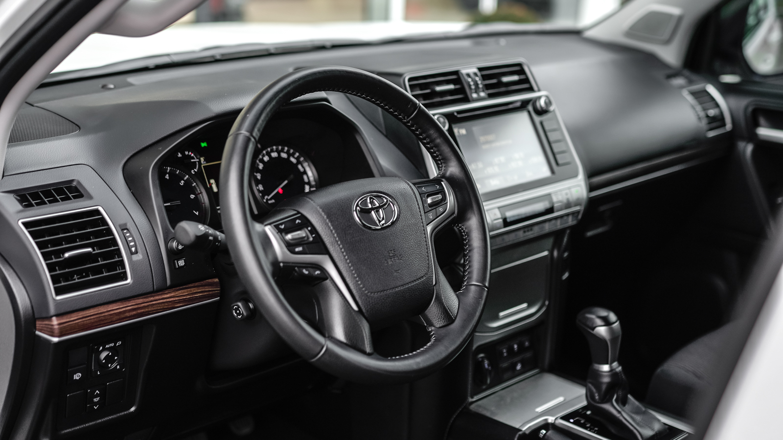 Toyota LAND CRUISER PRADO 2020 року з пробігом 28436 км, Універсал, Тойота Центр Львів "Діамант", м.Львів - 1692000 ГРН | Фото № 14