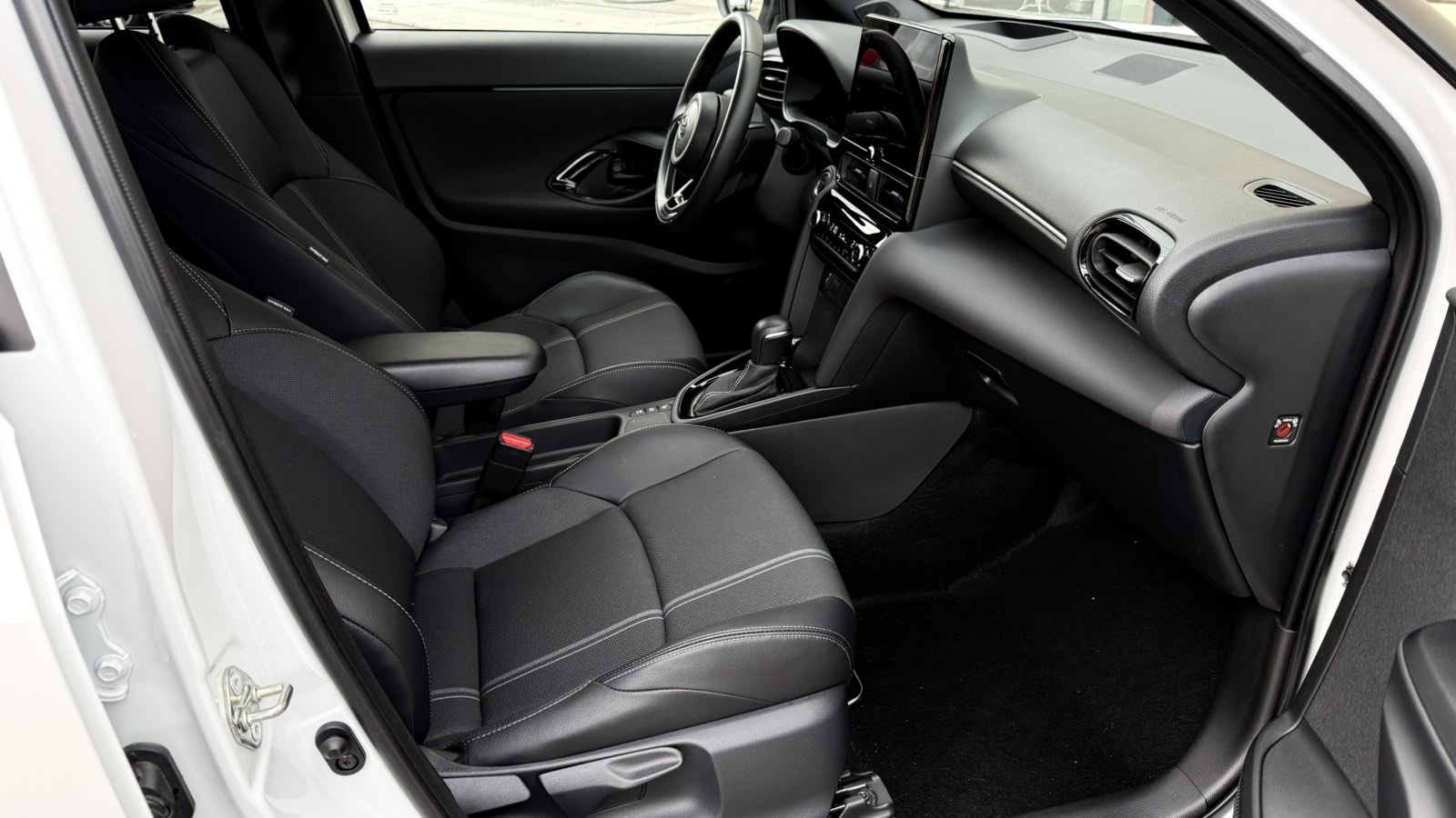 Toyota YARIS CROSS 2024 року, Хетчбек, Тойота Центр Одеса "Інжпроект", м.Одеса | Фото № 6 Toyota YARIS CROSS 2024 року з пробігом 1482 км, Хетчбек, Тойота Центр Одеса "Інжпроект", м.Одеса - 1368520 ГРН | Фото № 6