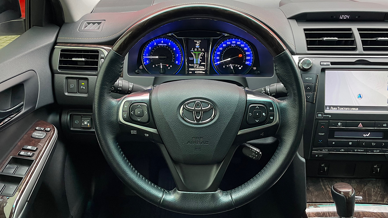 Toyota CAMRY 2015 року з пробігом 42842 км, Седан, Тойота Центр Запоріжжя "Восток Автомир", м.Запоріжжя - 847875 ГРН | Фото № 12