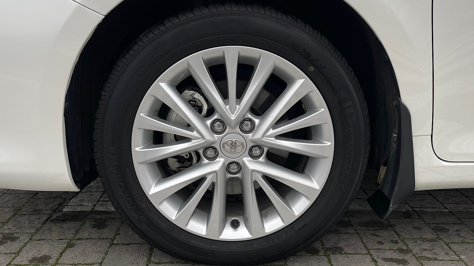 Toyota CAMRY 2015 року з пробігом 42842 км, Седан, Тойота Центр Запоріжжя "Восток Автомир", м.Запоріжжя - 847875 ГРН | Фото № 15