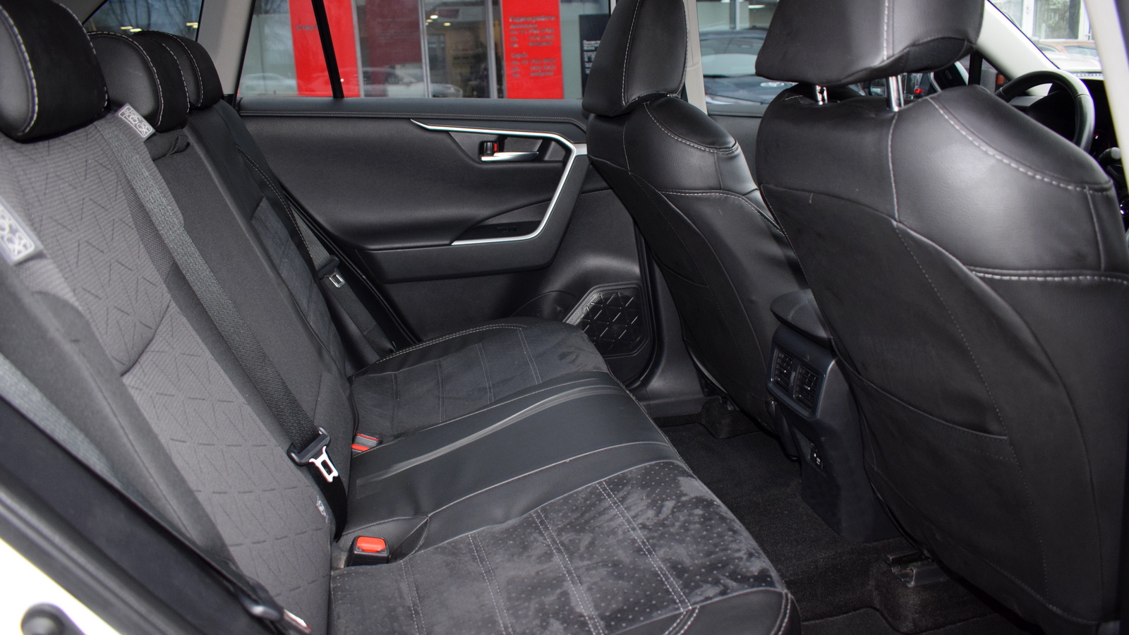 Toyota RAV4 2020 року з пробігом 112303 км, Універсал, Тойота Центр Житомир "Стар - Кар", м.Житомир - 1136320 ГРН | Фото № 7