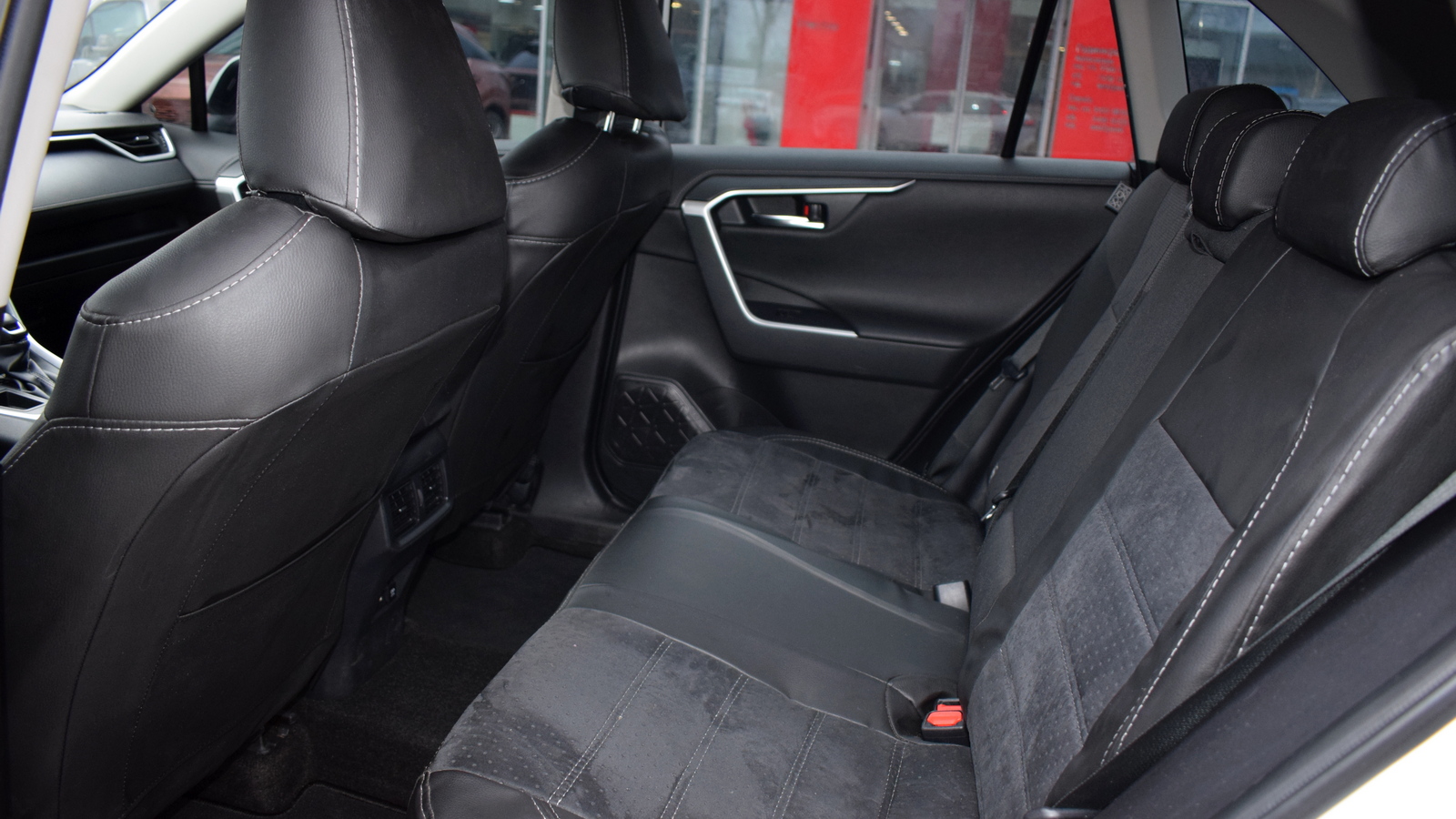 Toyota RAV4 2020 року з пробігом 112303 км, Універсал, Тойота Центр Житомир "Стар - Кар", м.Житомир - 1136320 ГРН | Фото № 11