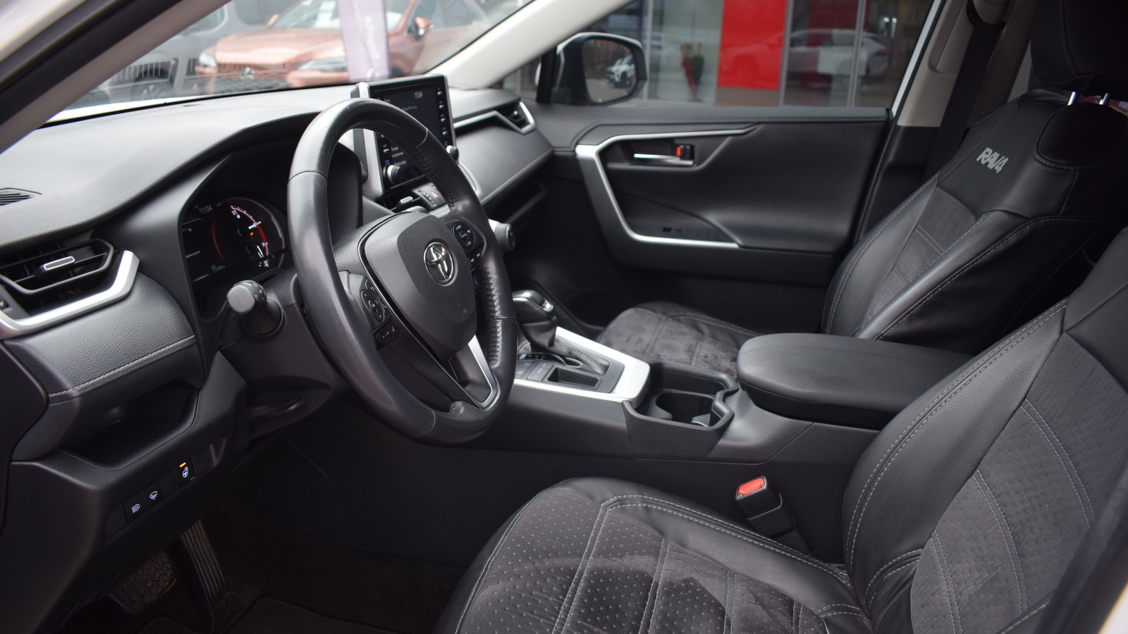 Toyota RAV4 2020 року з пробігом 112303 км, Універсал, Тойота Центр Житомир "Стар - Кар", м.Житомир - 1136320 ГРН | Фото № 12