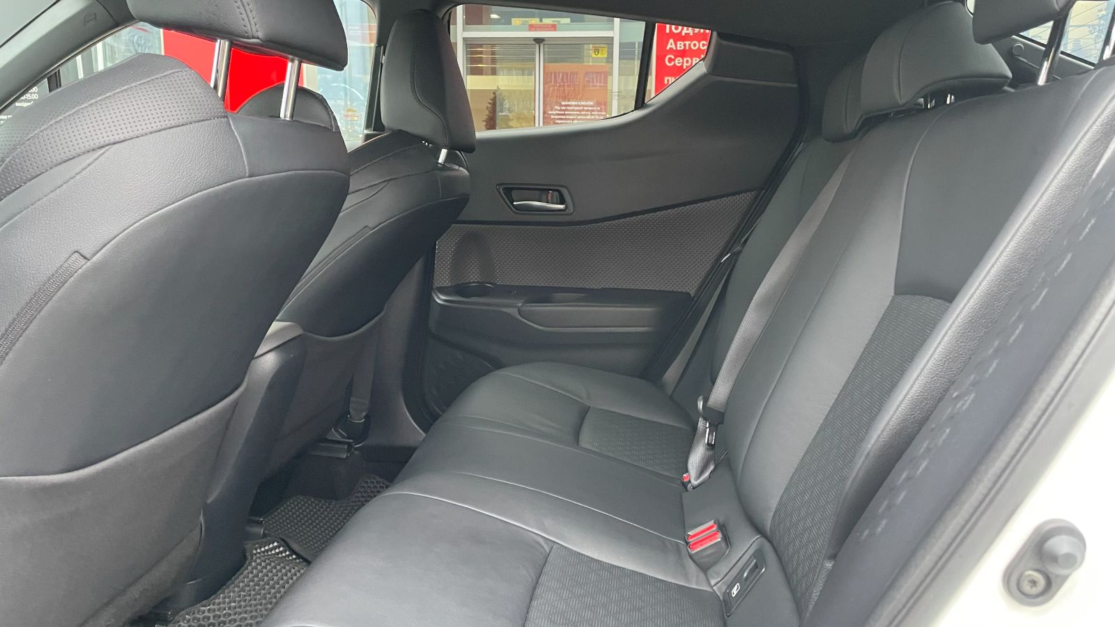 Toyota C-HR 2020 року з пробігом 64524 км, Хетчбек, Тойота Центр Івано-Франківськ "Класик-Авто", м.Івано-Франківськ - 1163000 ГРН | Фото № 11