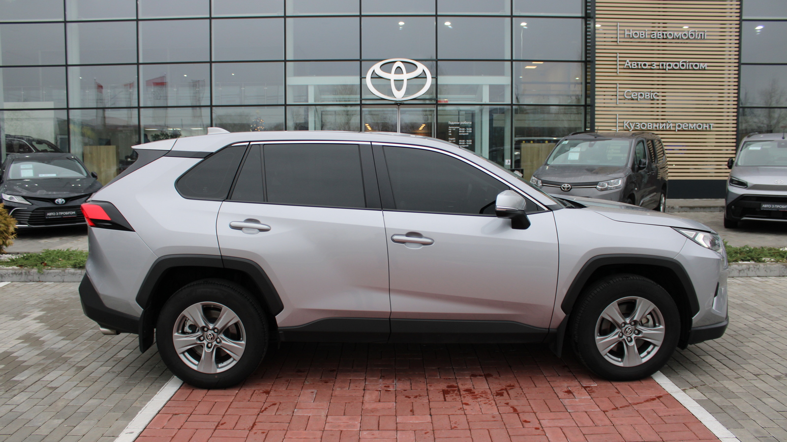 Toyota RAV4 2023 року з пробігом 29262 км, Універсал, Тойота Центр Черкаси "Мотор Сіті", м.Черкаси - 1434000 ГРН | Фото № 16