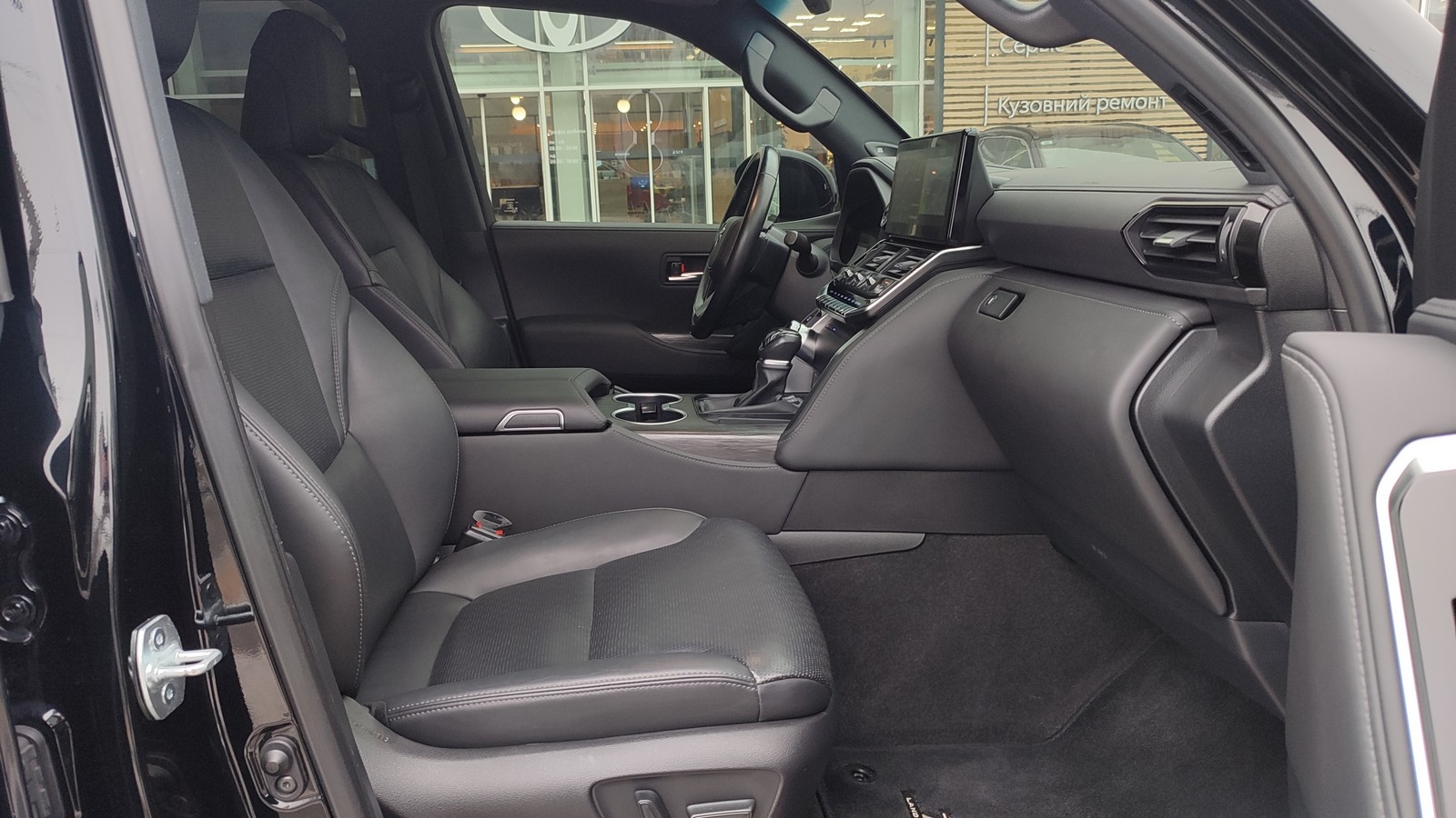 Toyota LAND CRUISER 2021 року, Універсал, Тойота Центр Київ "ВіДі Автострада", м.Київ | Фото № 6 Toyota LAND CRUISER 2021 року з пробігом 78489 км, Універсал, Тойота Центр Київ "ВіДі Автострада", м.Київ - 3500000 ГРН | Фото № 6