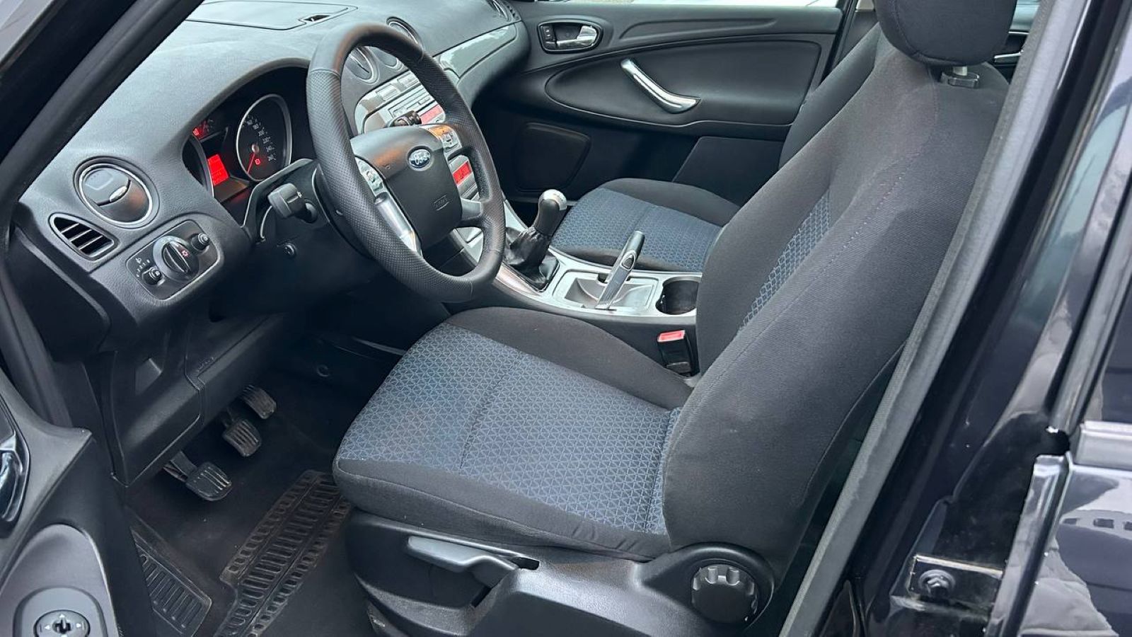 Інші авто FORD S-MAX 2007 року, Універсал, Тойота Центр Київ "Автосаміт Укравто", м.Київ | Фото № 12 Інші авто FORD S-MAX 2007 року з пробігом 207181 км, Універсал, Тойота Центр Київ "Автосаміт Укравто", м.Київ - 250000 ГРН | Фото № 12