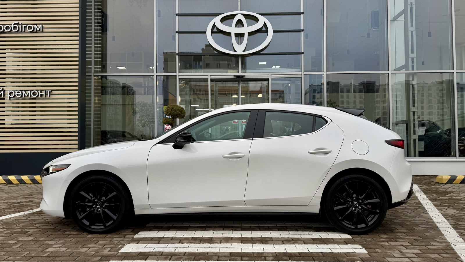 Інші авто MAZDA 3 2024 року, Хетчбек, Тойота Центр Чернігів "Соллі-Плюс", м.Чернігів | Фото № 3 Інші авто MAZDA 3 2024 року з пробігом 5465 км, Хетчбек, Тойота Центр Чернігів "Соллі-Плюс", м.Чернігів - 1081000 ГРН | Фото № 3