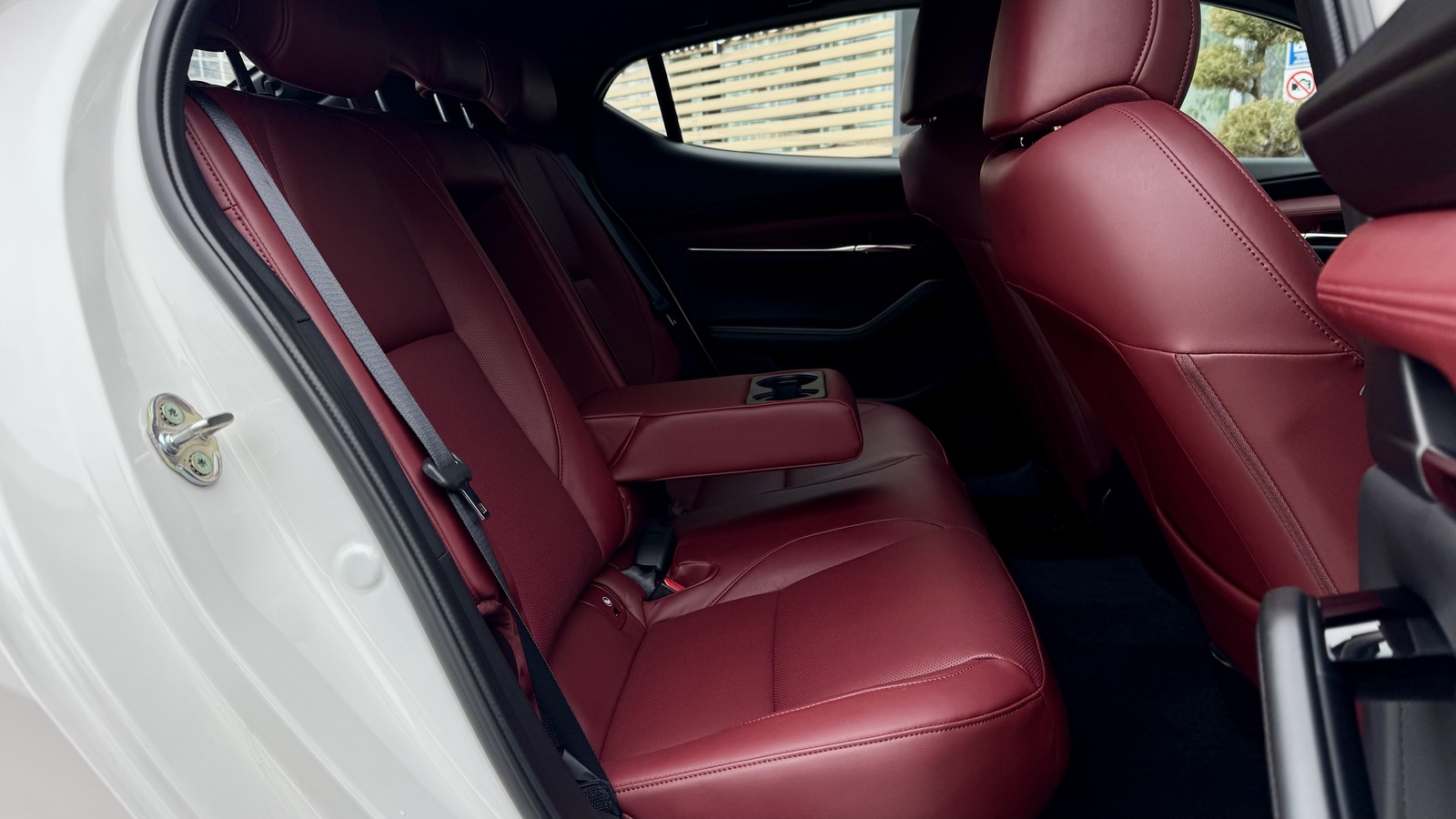 Інші авто MAZDA 3 2024 року, Хетчбек, Тойота Центр Чернігів "Соллі-Плюс", м.Чернігів | Фото № 7 Інші авто MAZDA 3 2024 року з пробігом 5465 км, Хетчбек, Тойота Центр Чернігів "Соллі-Плюс", м.Чернігів - 1081000 ГРН | Фото № 7