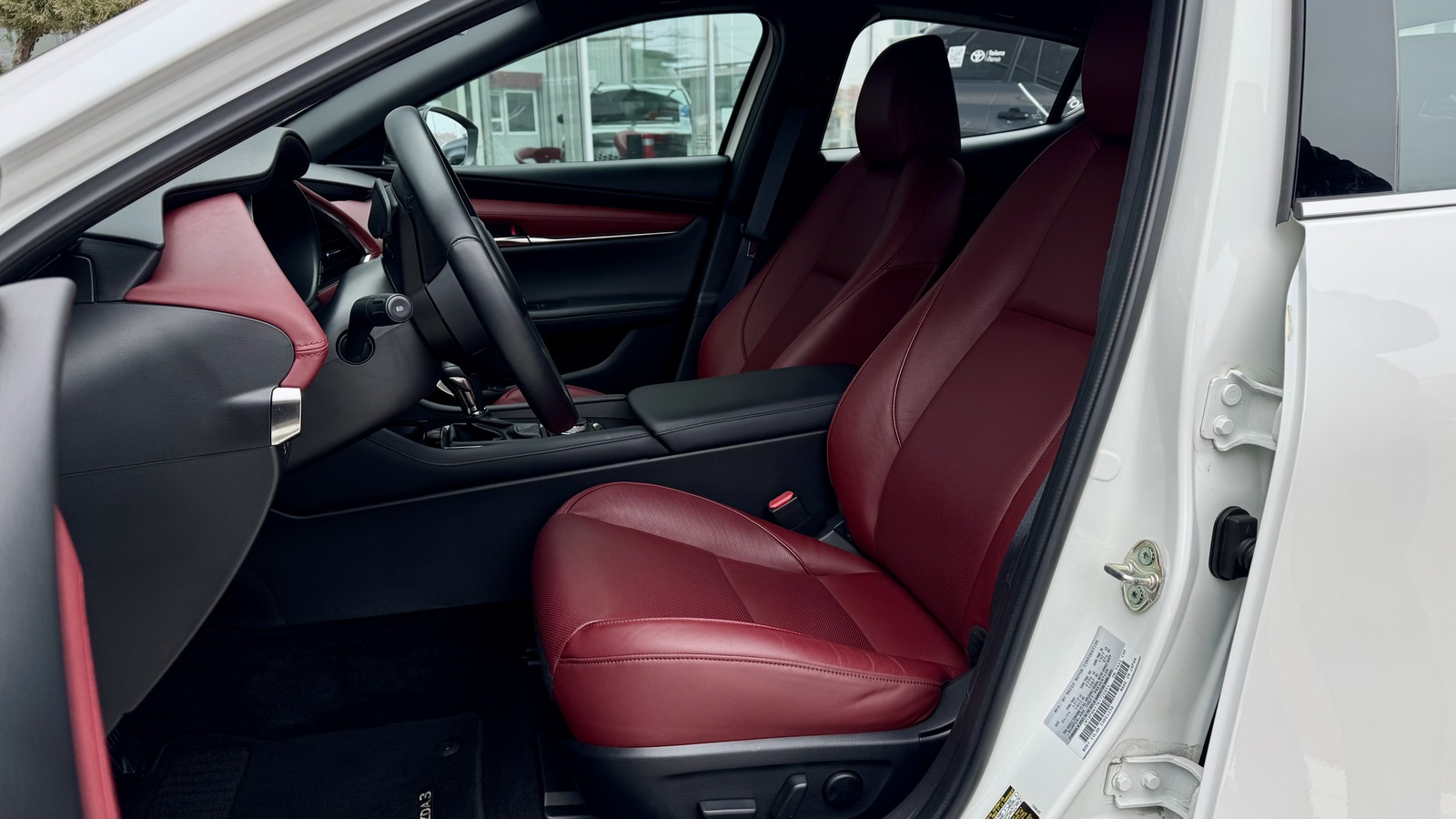 Інші авто MAZDA 3 2024 року, Хетчбек, Тойота Центр Чернігів "Соллі-Плюс", м.Чернігів | Фото № 12 Інші авто MAZDA 3 2024 року з пробігом 5465 км, Хетчбек, Тойота Центр Чернігів "Соллі-Плюс", м.Чернігів - 1081000 ГРН | Фото № 12