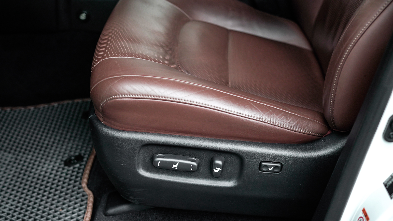 Toyota LAND CRUISER 2016 року з пробігом 51885 км, Універсал, Тойота Центр Львів "Діамант", м.Львів - 2199600 ГРН | Фото № 24