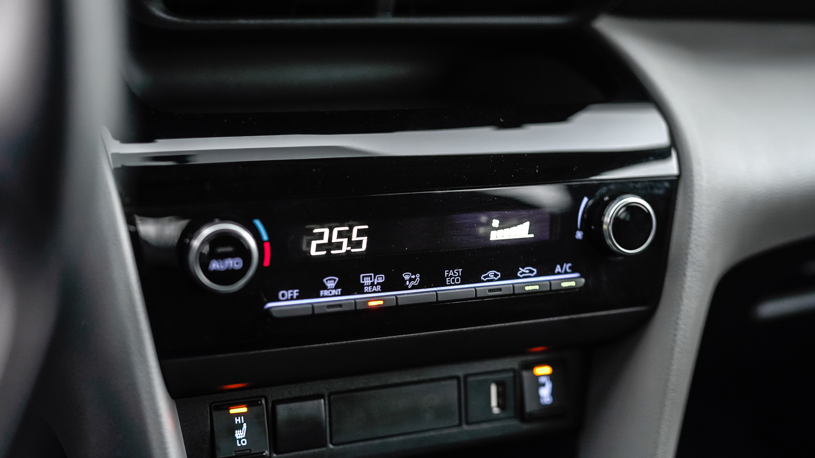 Toyota YARIS CROSS 2022 року з пробігом 35680 км, Хетчбек, Тойота Центр Львів "Діамант", м.Львів - 1057500 ГРН | Фото № 25