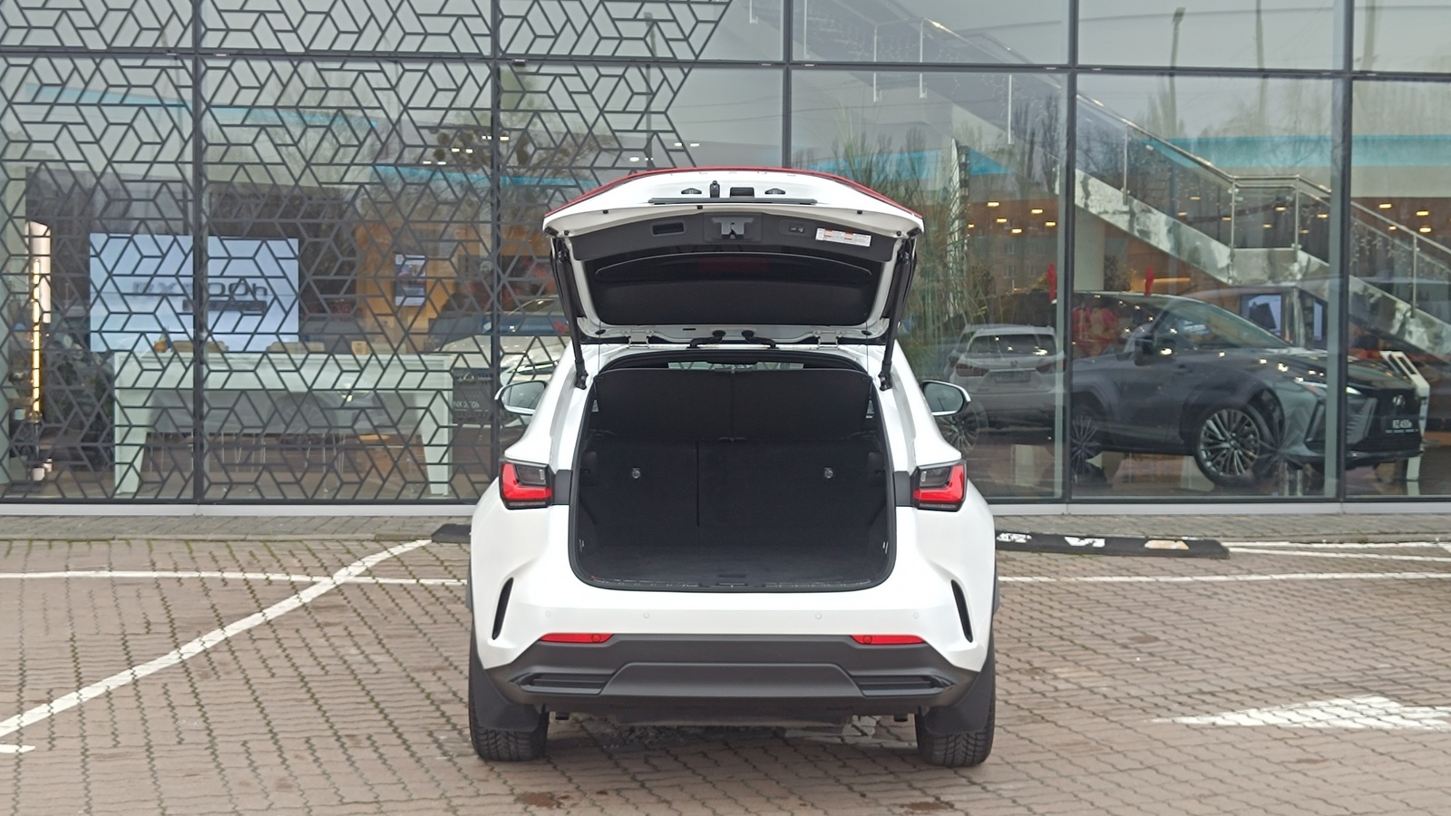 Lexus NX 2022 року, Універсал, Лексус Київ Захід, м.Київ | Фото № 10 Lexus NX 2022 року з пробігом 41603 км, Універсал, Лексус Київ Захід, м.Київ - 1726000 ГРН | Фото № 10