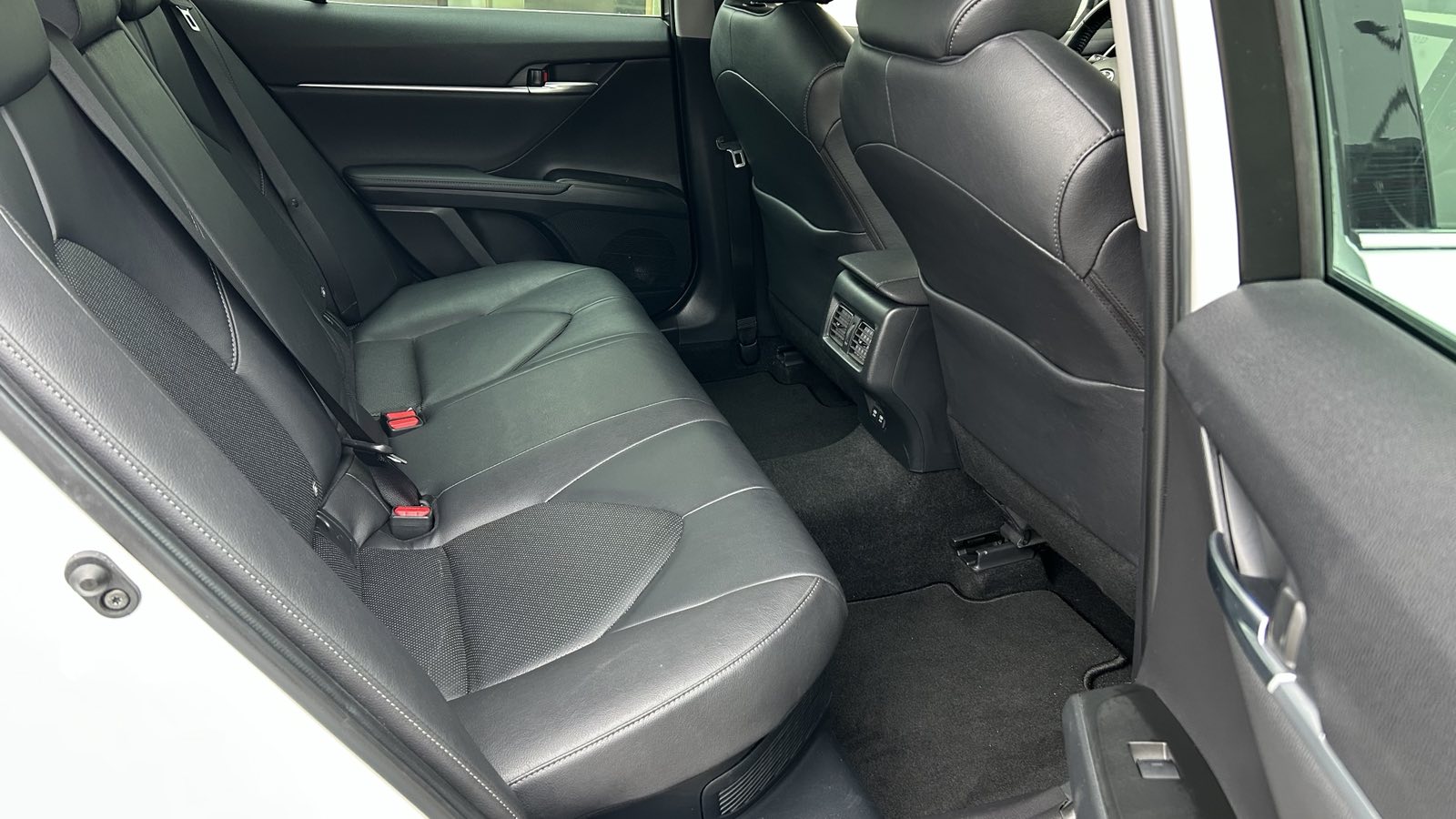 Toyota CAMRY 2021 року, Седан, Тойота Центр Київ "Автосаміт Укравто", м.Київ | Фото № 7 Toyota CAMRY 2021 року з пробігом 99238 км, Седан, Тойота Центр Київ "Автосаміт Укравто", м.Київ - 1430000 ГРН | Фото № 7