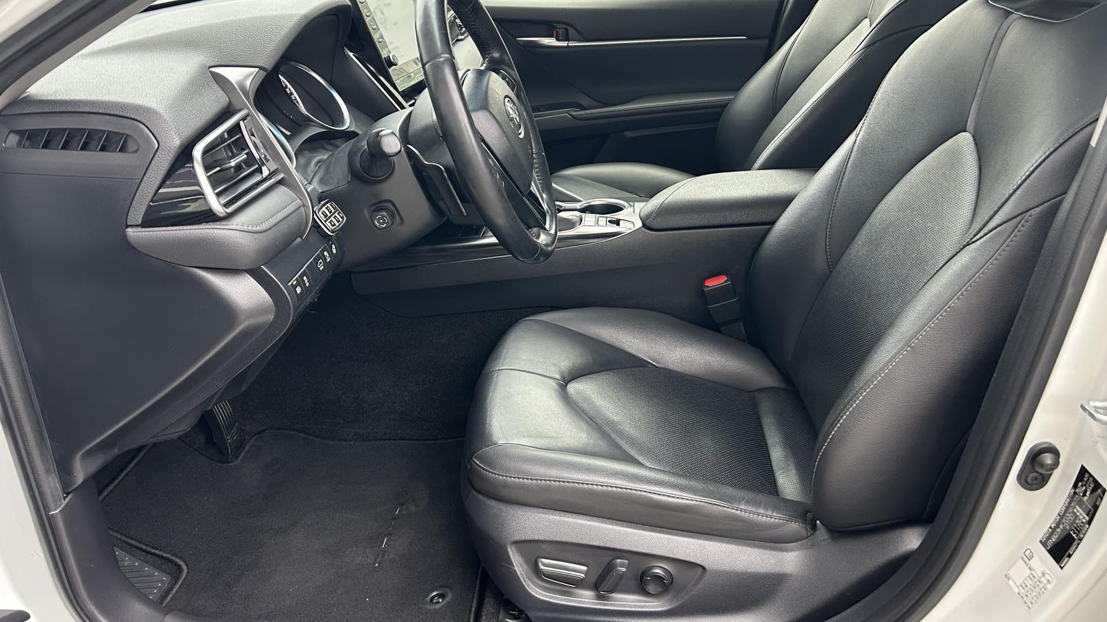 Toyota CAMRY 2021 року, Седан, Тойота Центр Київ "Автосаміт Укравто", м.Київ | Фото № 12 Toyota CAMRY 2021 року з пробігом 99238 км, Седан, Тойота Центр Київ "Автосаміт Укравто", м.Київ - 1430000 ГРН | Фото № 12